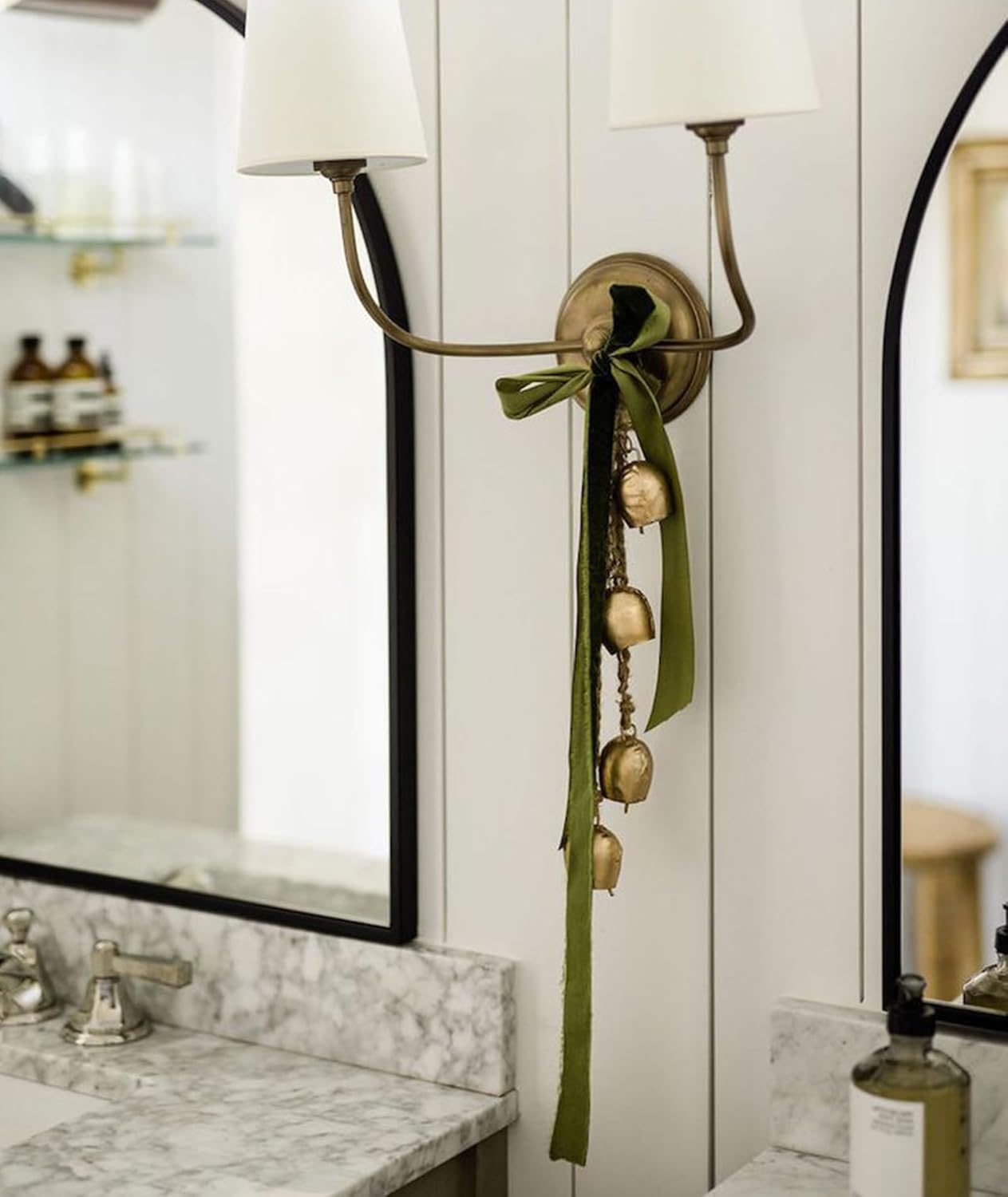 Olive Green Christmas Velvet Ribbon for Tree, Gift Wrapping, Flower Bouquet, Wreath Decorations, Bow Making 5/8'', 25 Yards