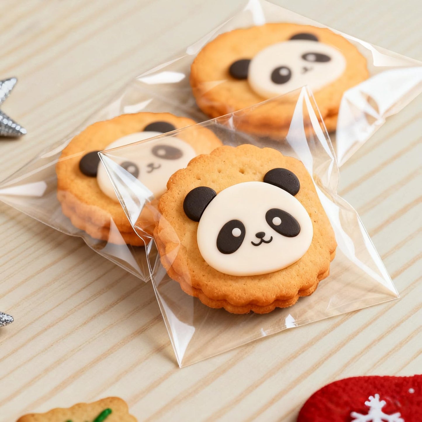 PigPotParty 4''x 6" Clear Plastic Cellophane Gift Wrap Bags, 100 Pcs Small Self Sealing Cookie Bags for Gift, Party favor, Candy, Treat, Goodies, Snack, Self Adhesive Resealable