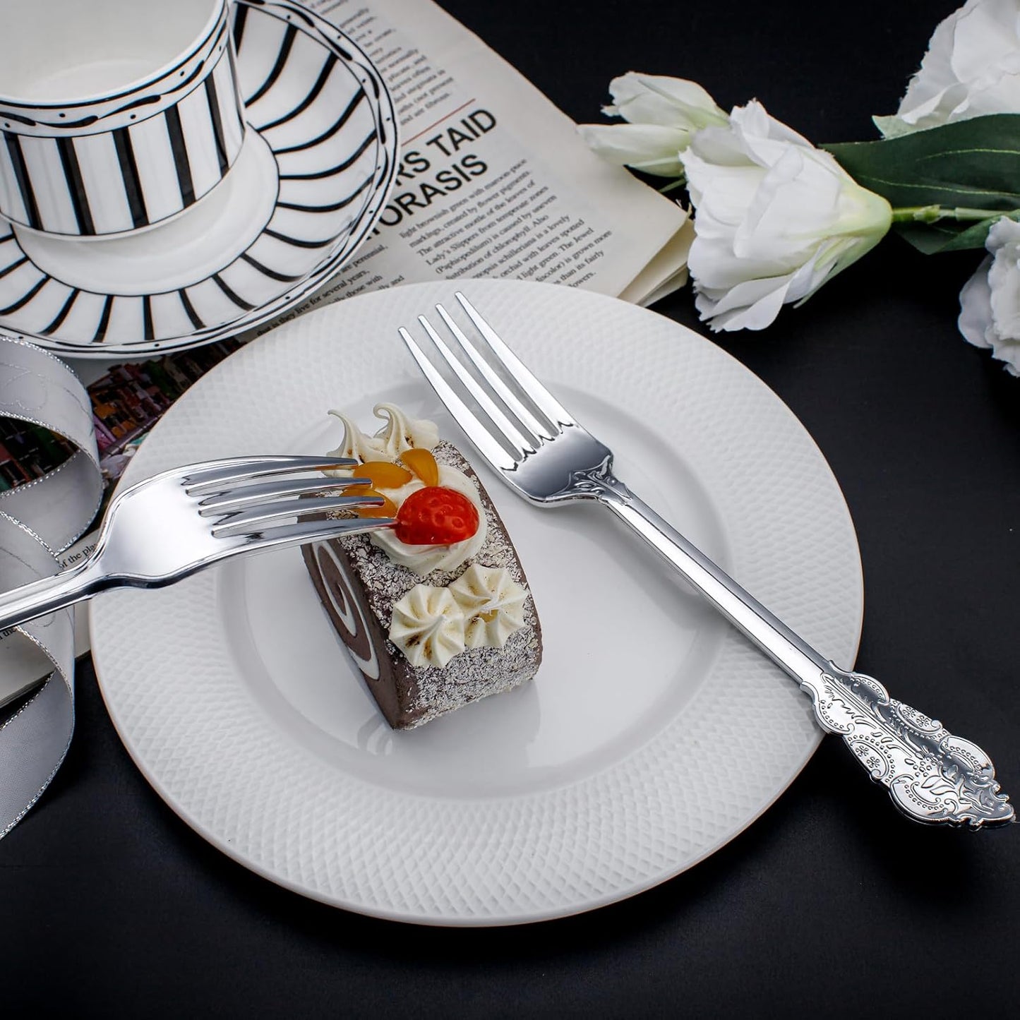 WDF 100 Piece Silver Forks Disposable - 7.48 Inch Silver Plastic Forks - Baroque Silverware for Dessert Cake - Heavy Duty Plastic Fork for Christmas Party, Wedding or Daily Using