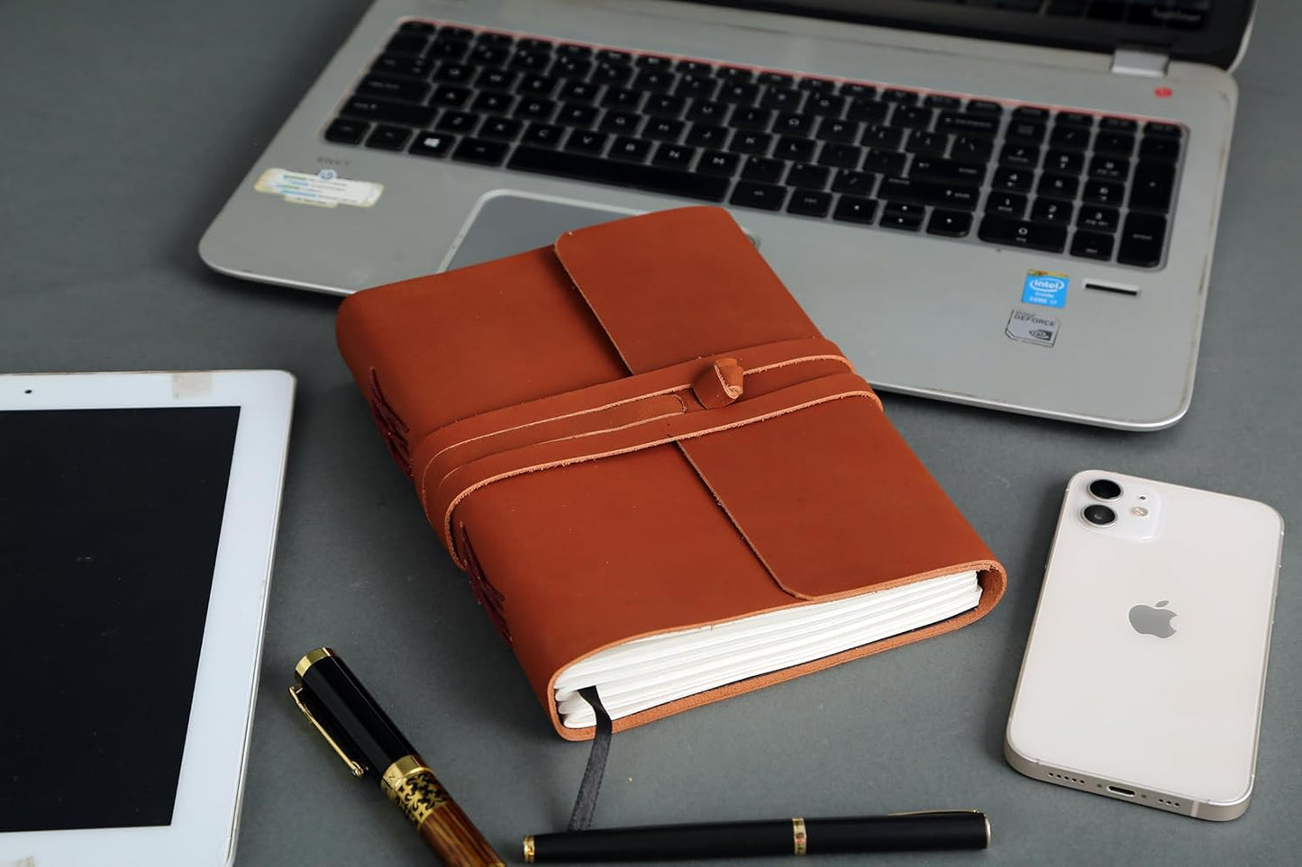 Handmade Leather Journal | Writing Notebook Diary | Bound Daily Notepad For Men & Women Unlined Paper Medium, Writing Pad for Artist, Sketch