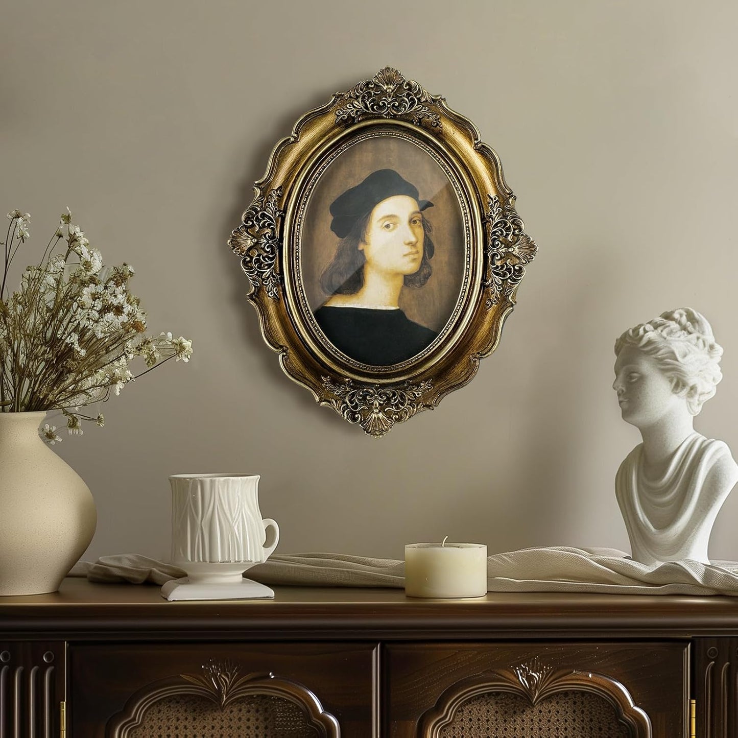 Cuspin 5x7 Gold Frames Vintage Picture Frame, Bronze Gold 5 by 7 Picture Frame Hand-Crafted Resin with Glass Front Ornate Retro Antique Photo Frame for Wall and Tabletop Display Home Decor