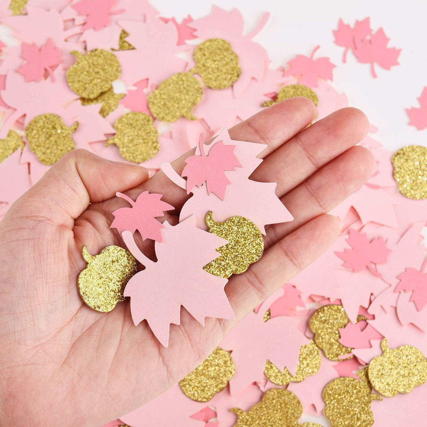 Sumind 200 Pieces Thanksgiving Pink and Gold Pumpkin Confetti Christmas Baby Shower Maple Leaf Confetti Glitter Thanksgiving Pumpkin Decorations Table Decorations for Birthday Party Supplies (Simple)