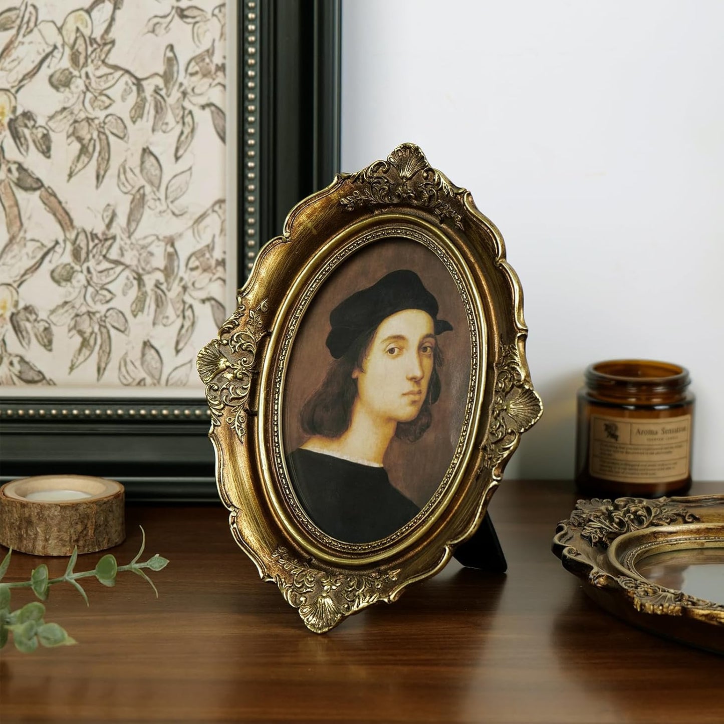 Cuspin 4x6 Picture Frame Gold, Vintage Bronze Gold 4 by 6 Picture Frame Hand-Crafted Resin with Glass Front Ornate Retro Antique Photo Frame for Wall and Tabletop Display Home Decor