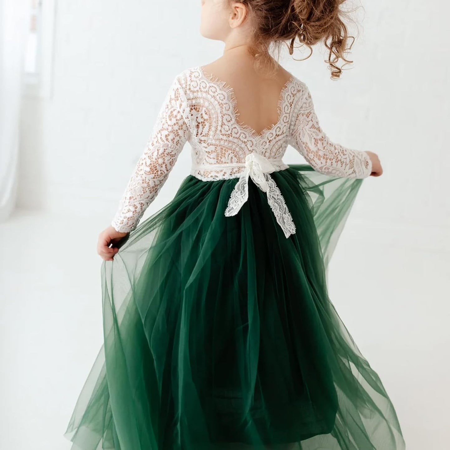 Hunter Green Tulle Fabric Rolls 54 Inch by 40 Yards Tulle Bolt Spool for Wedding Decorations DIY Tutu Baby Shower Table Skirt Ceiling Decor Birthday Party Craft Supplies