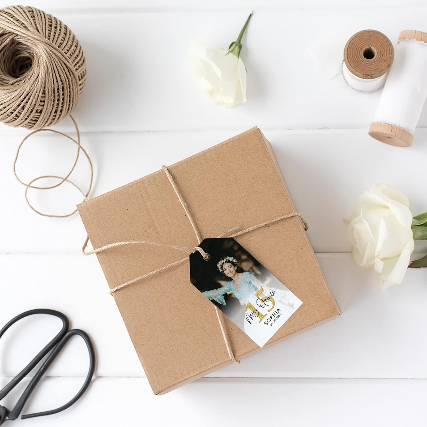 Andaz Press 40-Pack Personalized Quinceañera Favor Tags with String, Classic Gift Tags Mis Quince with Custom Photo for Quince Años, XV, 15th Birthday, Favor Gifts, Quinceanera Decorations