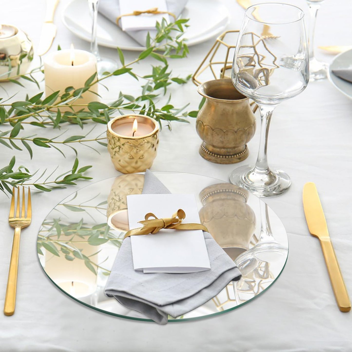 VASUHOME 8" Round Mirror Plates, Glass Circle Mirror Centerpieces for Table Centerpieces & Wedding Party Christmas Decorations, Small Round Mirror Set for Wall, Set of 12, 2mm