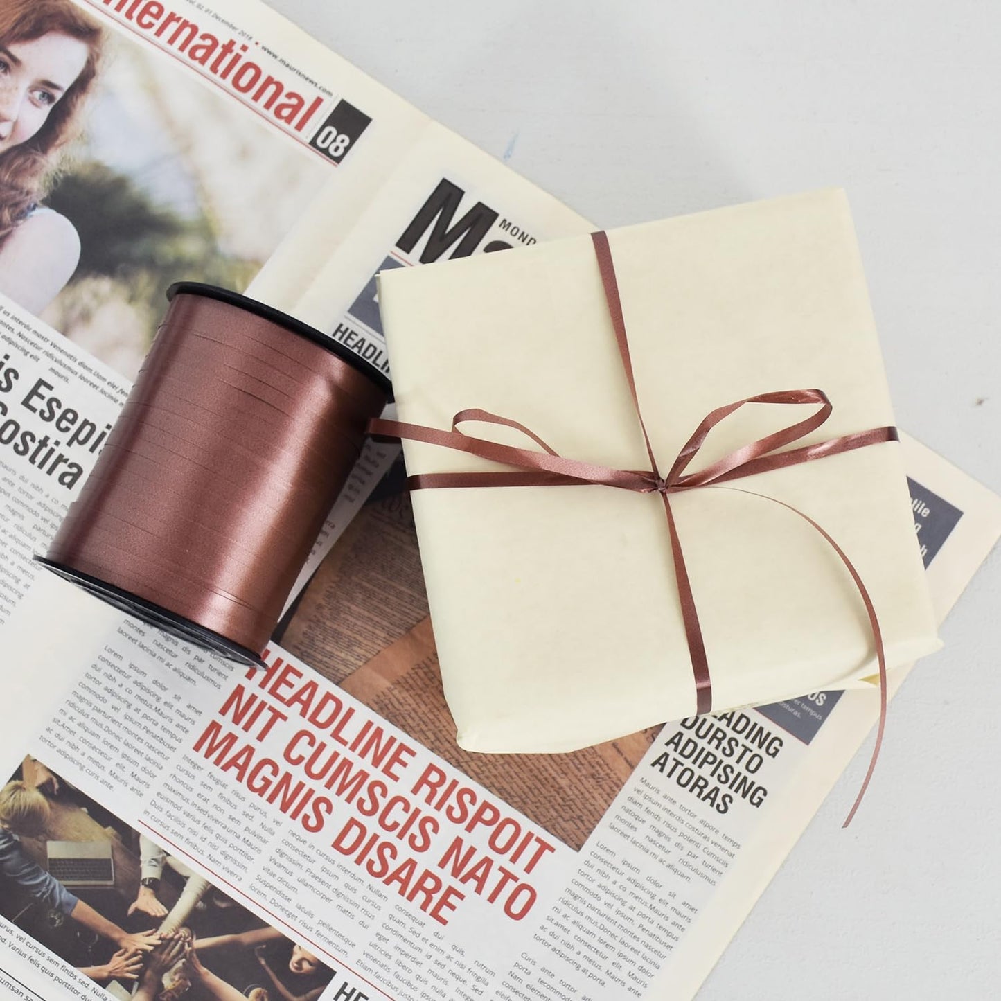 TONIFUL 500 Yards Curling Ribbon-Balloon Ribbon-Balloon String for Art&Craft Decor,Gift Wrapping,Ribbons and Bows for Thanksgiving kChristmas New Year Birthday Gifts Graduation Supplies (Brown)