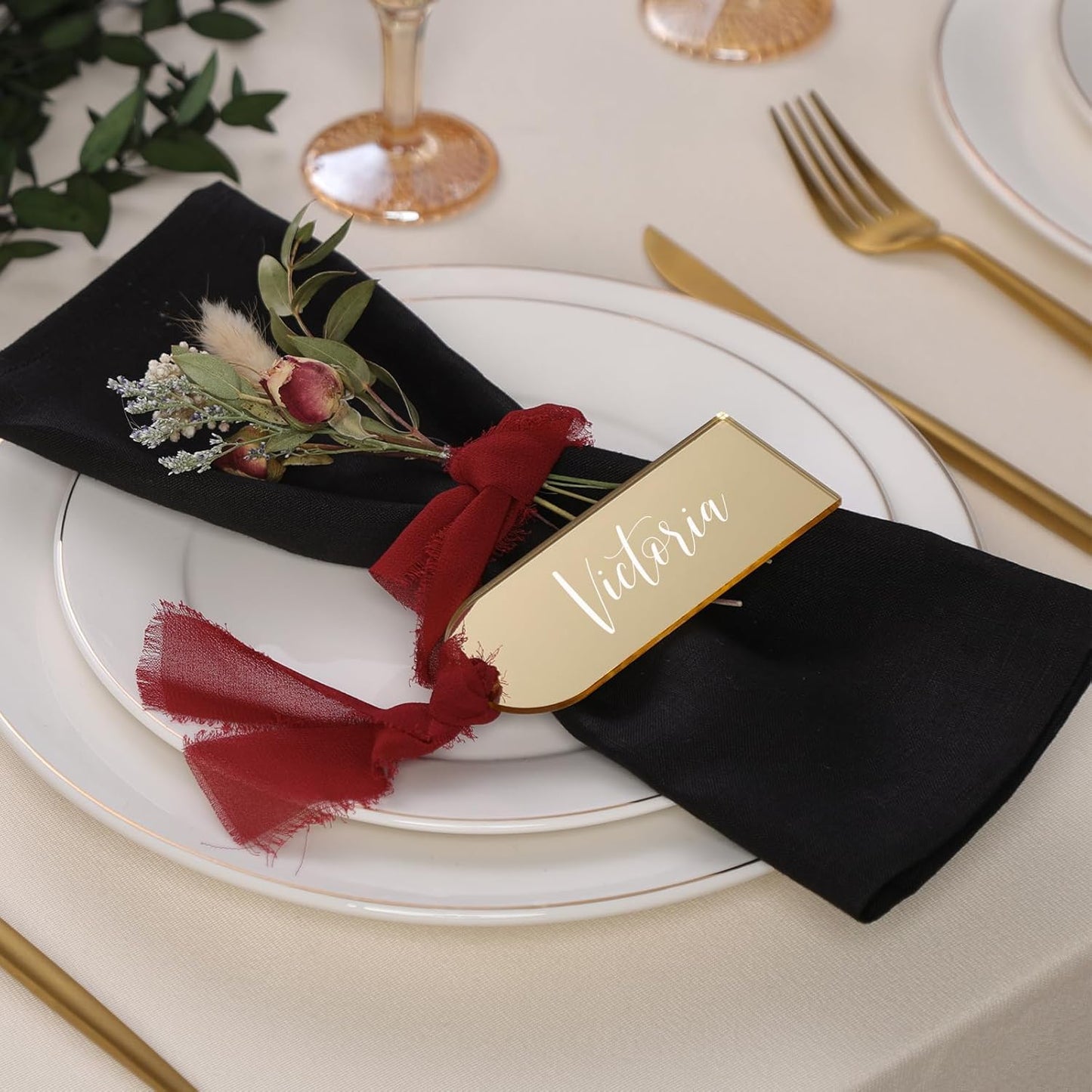 UNIQOOO 20 Pcs Mirror Gold Acrylic Place Cards, 3.9x1.6 inches DIY Blank Hanging Tags, Perfect for Wedding Table Decor, Birthday, Centerpiece, Decoration, Party, Anniversary, Event