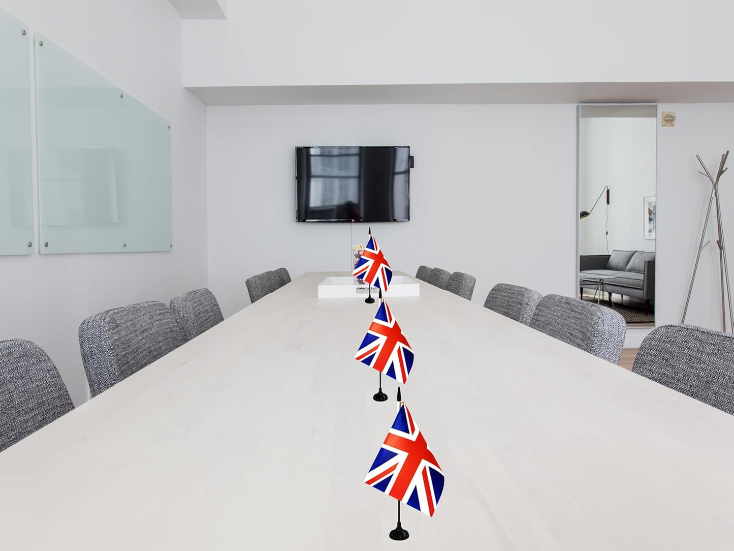 UK Britain Desk Flag, 12 Pack British Table Office Flag with Black Solid Pole and Stand Base, International Country Flag, Festival Celebration, Classroom Meeting Desktop Decor (UK)