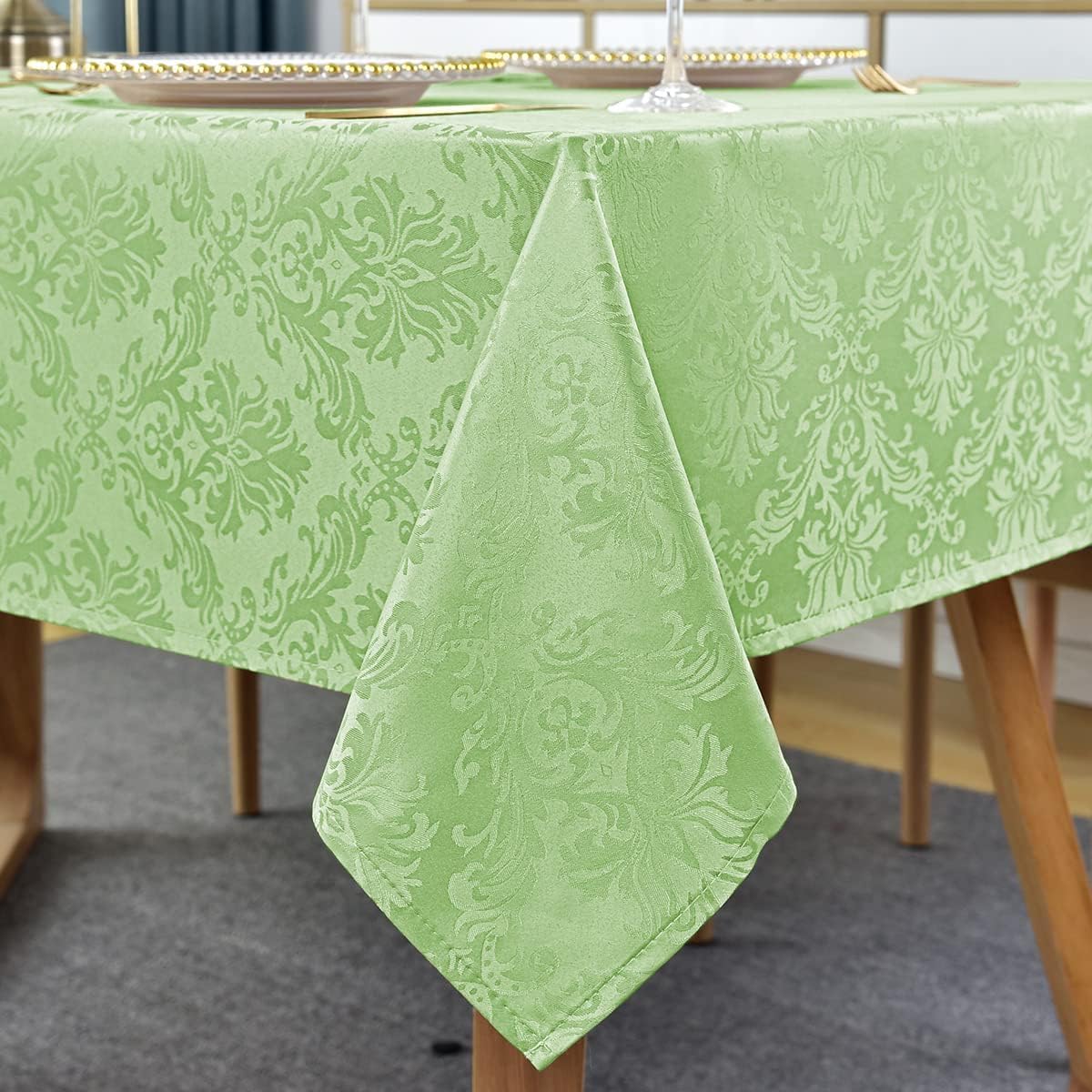 SASTYBALE Jacquard Damask Tablecloth Rectangle 52 x 70 Inch Light Green, Spill Proof Oil Proof Wrinkle Resistant Tables Cloth, Polyester Table Cover for Summer Dining, Party, Indoor, Outdoor