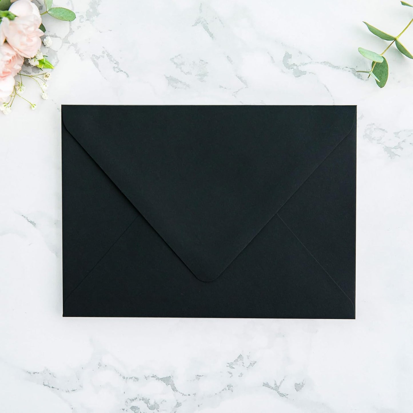 PONATIA 50 PCS A7 Euro Flap Black Envelopes, 5.25 x 7.25'' Green Liner Envelopes for 5x7 Wedding Invitations, Photos, Postcards, Greeting Cards, Christmas Gift Cards, Acrylic Mailing