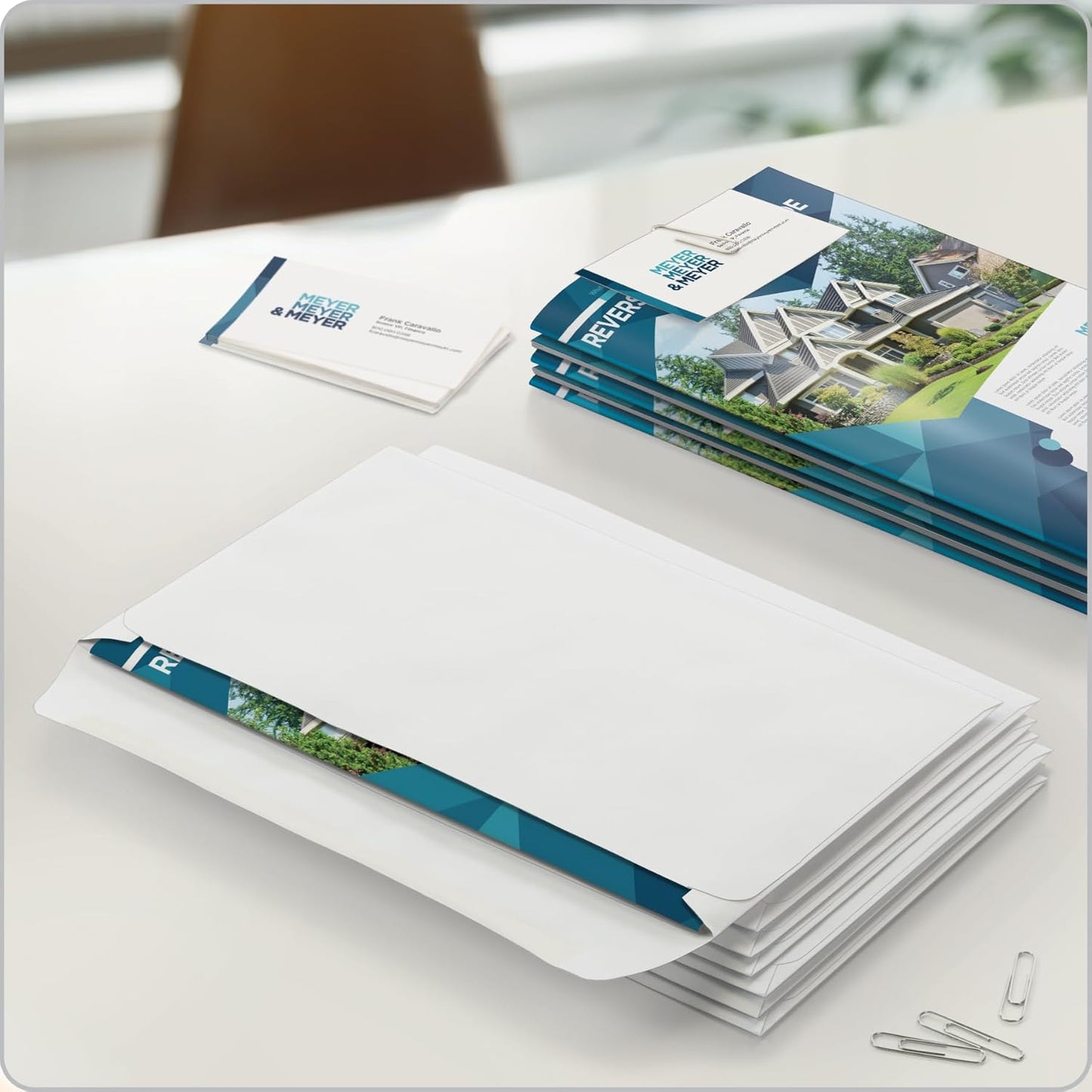 Columbian 6 x 9 Booklet Envelopes, Windowless, White, Gummed Closure, Mailing Envelopes, 100/Box (COLO915)