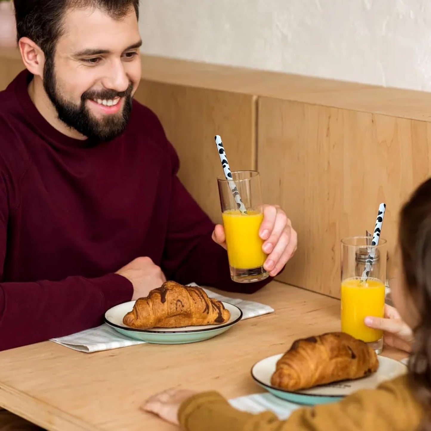 YAOSHENG [100 Pack] Pink & Gold Paper Straws Disposable, 100% Biodegradable Multi-Pattern Party Straws For Birthday, Wedding and Holiday Decoration (cow)