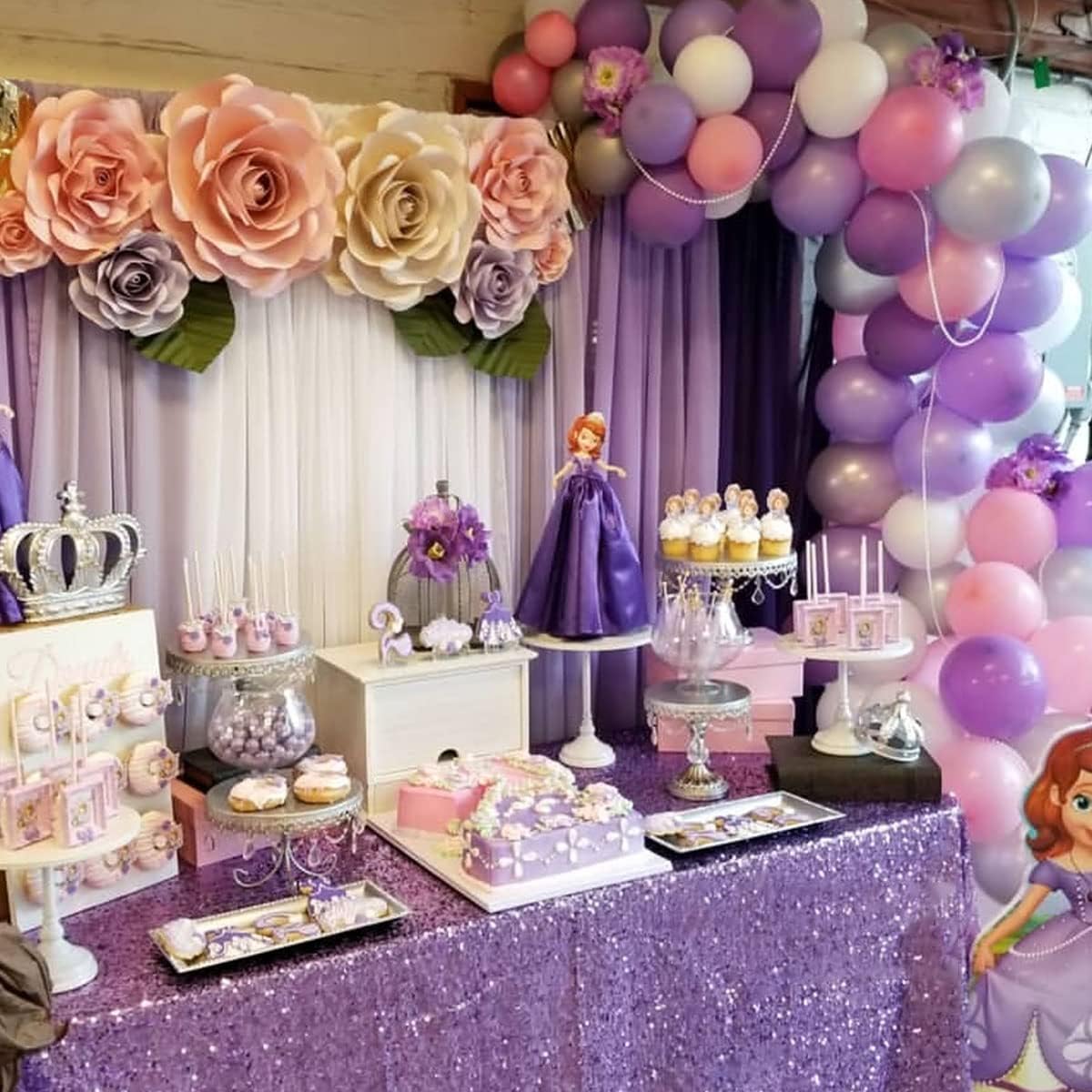 QueenDream Sparkly Sequin Tablecloth - Light Purple Table Cloth 50x80 Inches Rectangle Table Overlay Fabric for Birthday Parties Baby Shower Decoration