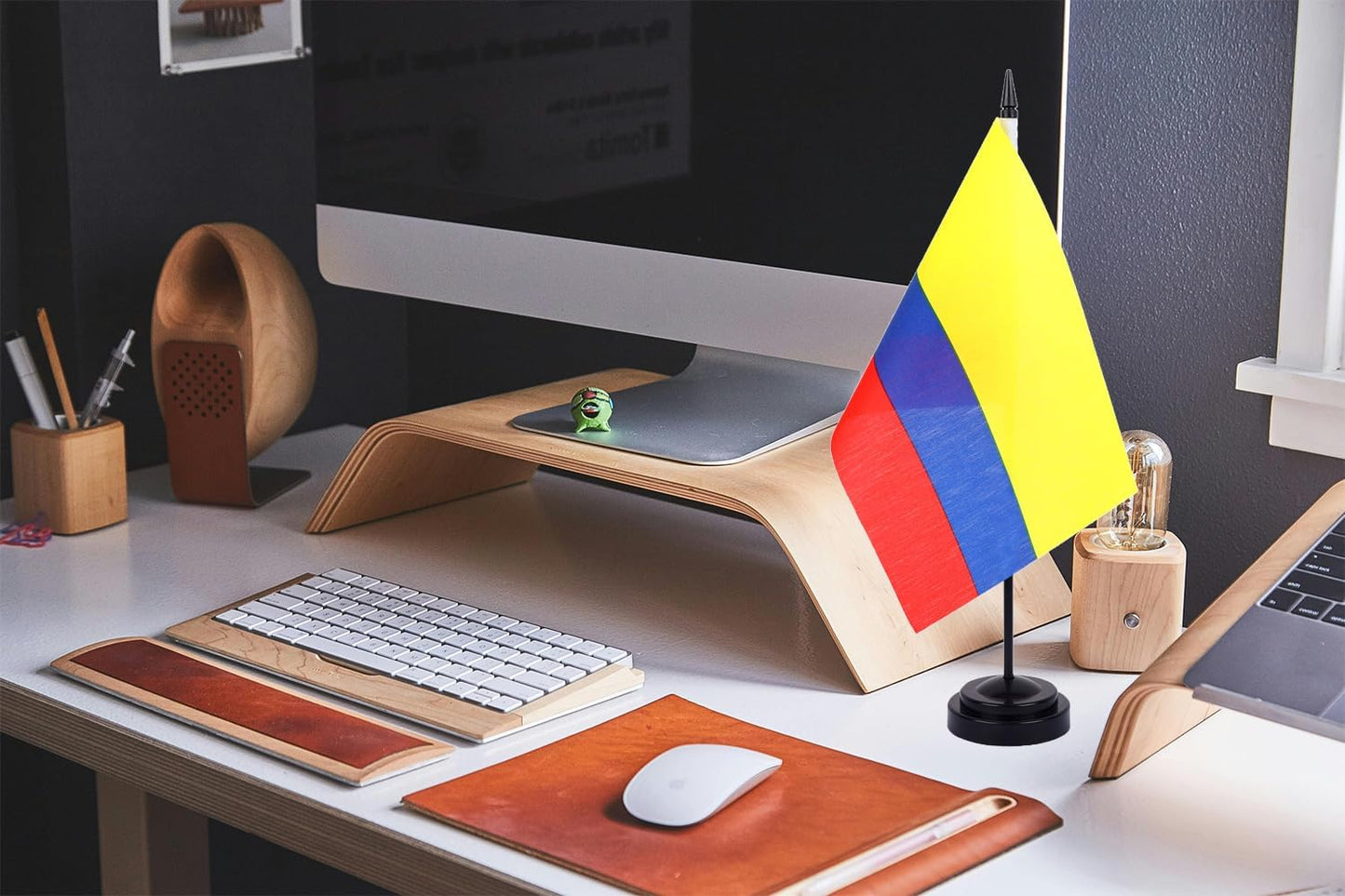 WXTWK 2 Pack Colombian Flag Colombian Deluxe Desk Flag Set - Mini Small Colombiana Table Office Flags with Black 12" Solid Pole Stand Base Classroom Meeting Desktop Decorations