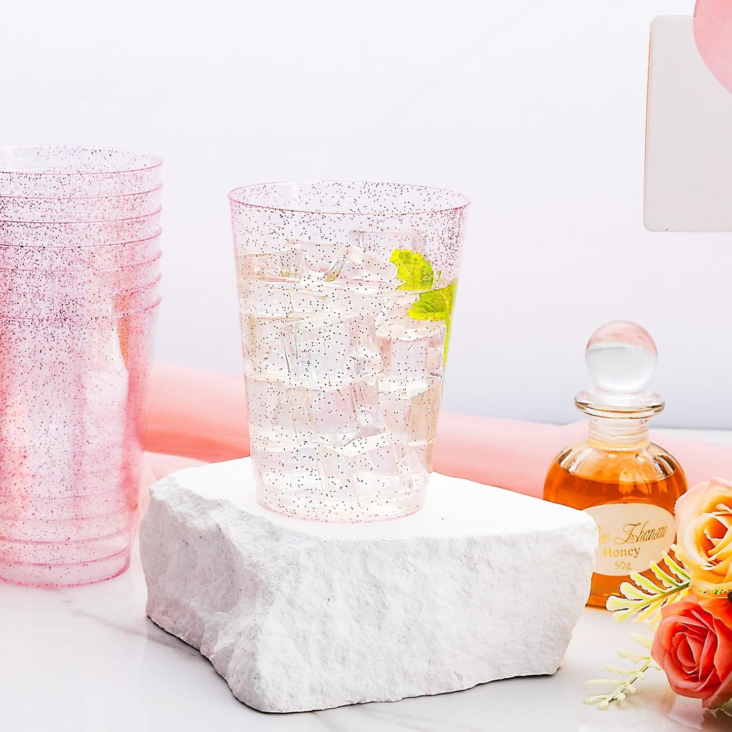 DaYammi 100 Pack 10oz Pink Plastic Cups, Premium Disposable Rose Gold Glitter Plastic Cups for Martini and Cocktail, Hard Clear Disposable Cup with Pink Glitter Perfect for Fancy Wedding Party