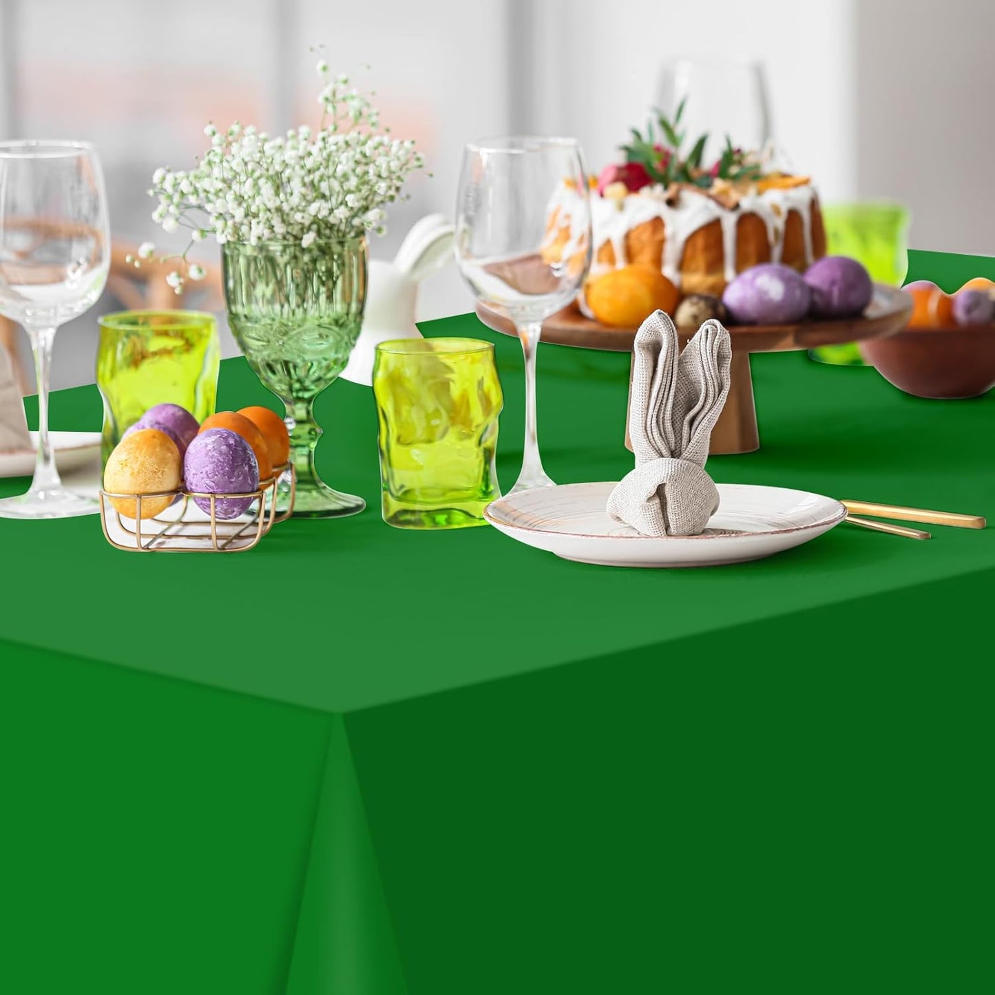 MASHAN 48 Pack Christmas Tablecloth Bulk, Red White Green Disposable Tablecloths, Rectangle Italian Theme Table Covers for Christmas Family Gathering Dining and Italian Party Decoration,54 x 108 Inch