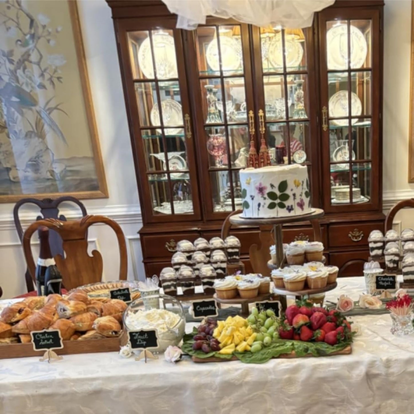 20 Pack Wood Mini Chalkboards Signs, Food Labels Place Cards Small Blackboard for Party Buffet Table Sign Chalkboard Wedding Bakery with 12 Makers and Blackboard Stickers