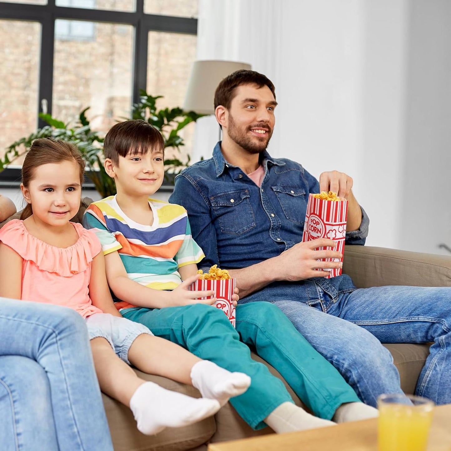 1200 Pcs Paper Popcorn Bags Bulk 2 oz Large Flat Bottom Boxes Red and White Disposable Container Sleeve Movie Night Popcorn Bucket for Retro Movie Themed Party Carnival Supplies (Red and White)