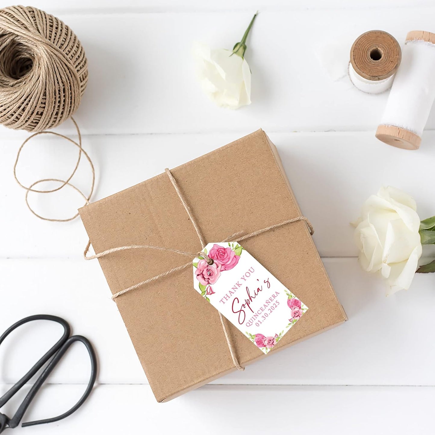 Andaz Press 40-Pack Personalized Quinceañera Favor Tags with String, Pink Roses Custom Classic Thank You Gift Tags for Quince Años XV 15th Birthday Favor Gifts, Quinceanera Decorations
