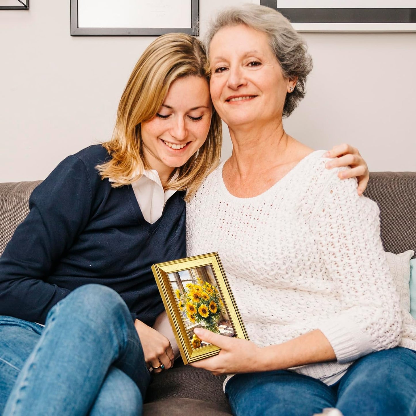 TWING 4x6 Gold Picture Frames Set of 6,Rustic Gold Frames Display Pictures 3x5 with Mat or 4x6 Without Mat,Tabletop Display and Wall Mounting Collage Photo Frame,Set for Wall Gallery