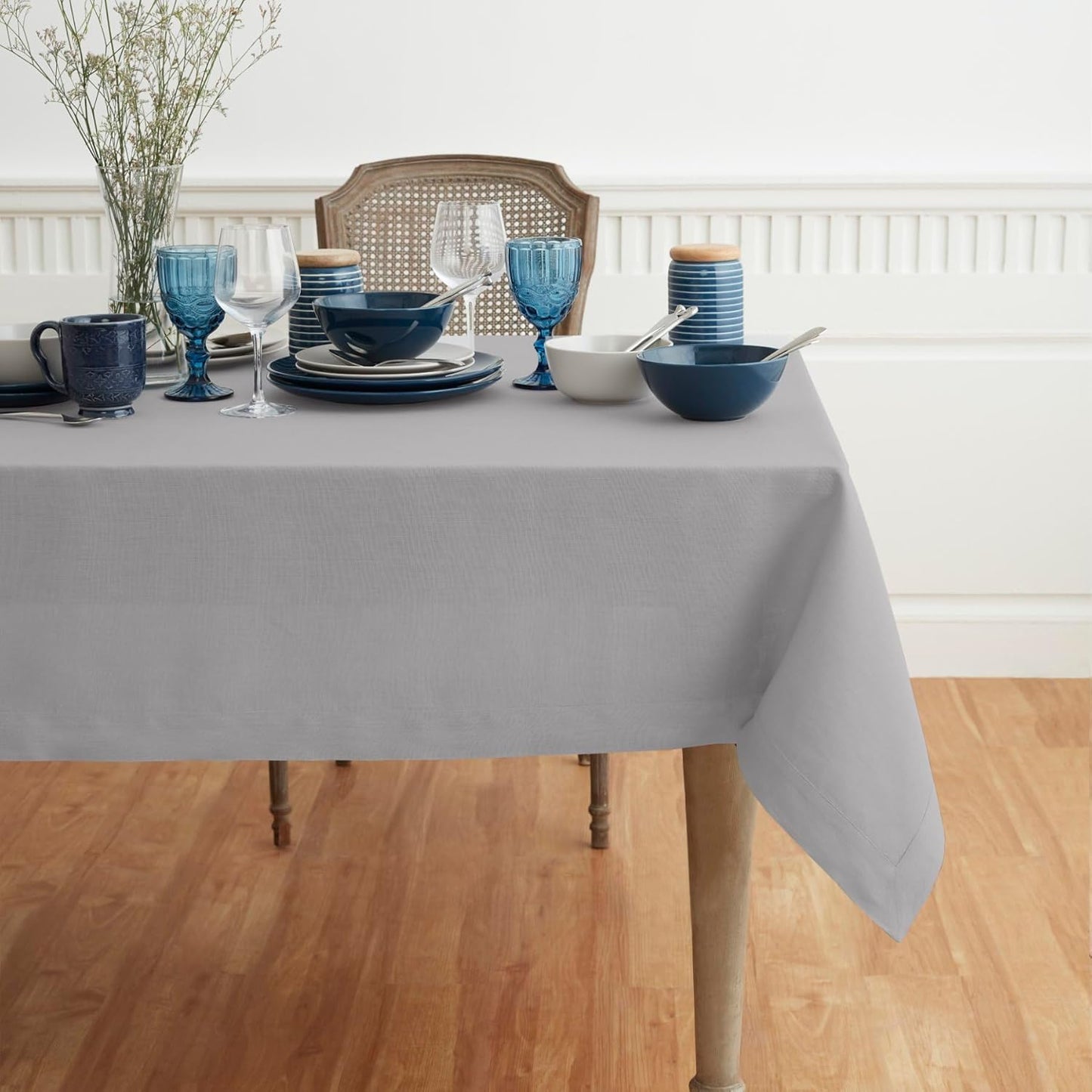 Solino Home Soft Grey Linen Tablecloth 60 x 90 Inch - 100% Pure Linen Table Cloth for Rectangle Tables - Fete, Machine Washable Tablecloth for Fall, Autumn, Thanksgiving, Christmas