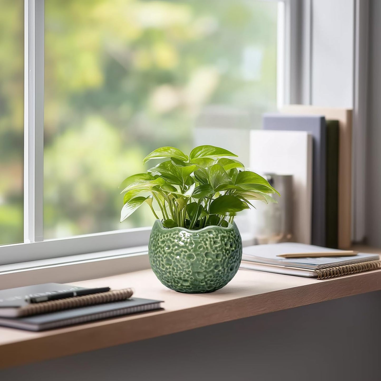 Ceramic Plant Pots - 4 inch Plant Pot with Drainage Hole, Small Pots for Plants Indoor Outdoor, Unique Round Planter, Modern Decorative Flower Pot, Room Decor, House Warming Gifts, Green