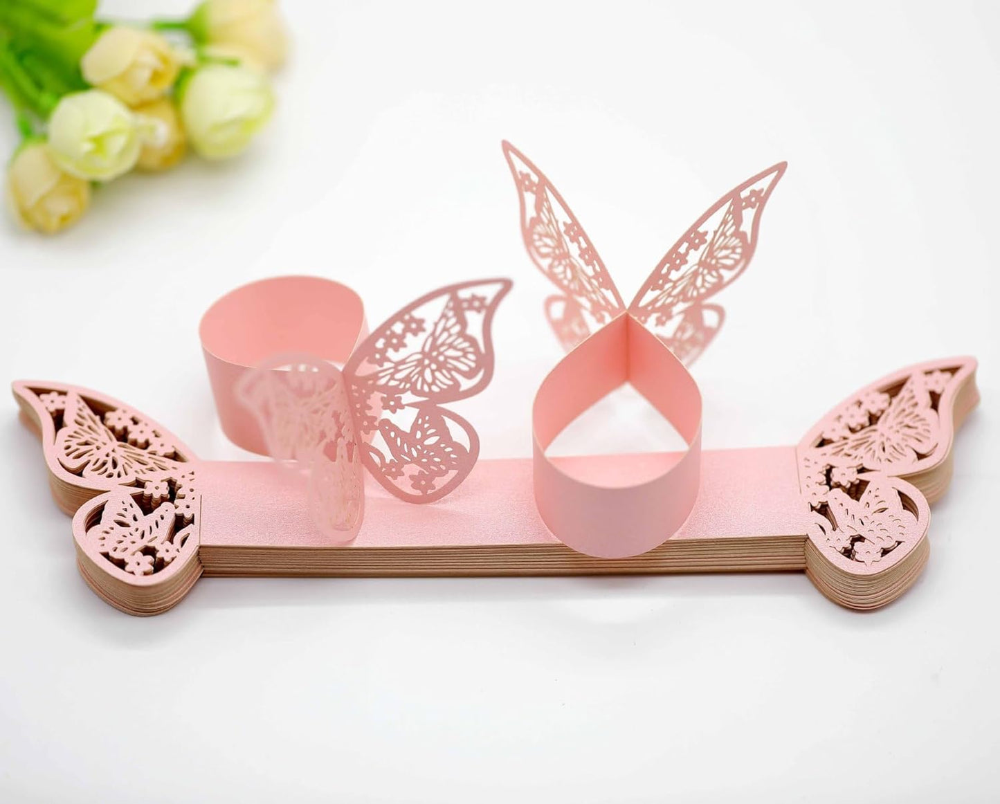 100 Pcs Napkin Rings Laser Cut Butterfly Shape Foil Paper Napkin Holder for Weddings Party Serviette Table Decoration Restaurant (Pink)