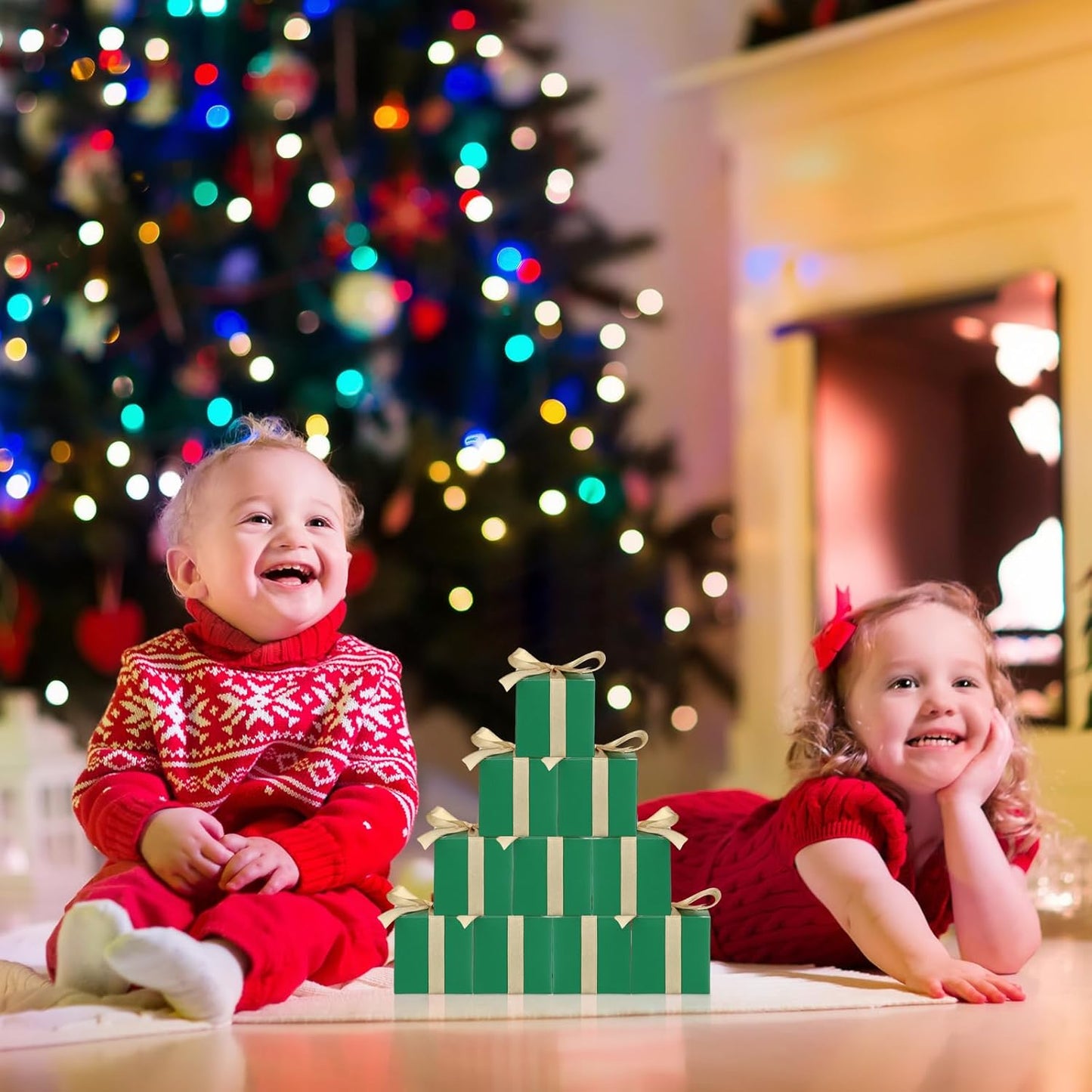 Jutom 100 Pcs Mini Favor Boxes Extra Small Candy Boxes Paper with Gold Ribbon for Christmas Thanksgiving Day Birthday Wedding Anniversary Supplies(2 x 2 x 2 Inch,Green)