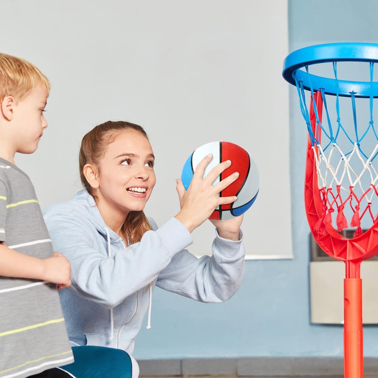 Vinsot 6 Pack Operation Christmas Mini Rubber Basketballs 7 Inch Red, White and Blue Mini Basketball Set Bulk Small Basket Balls for Indoor, Outdoor, Pool Parties, Game Party Favors