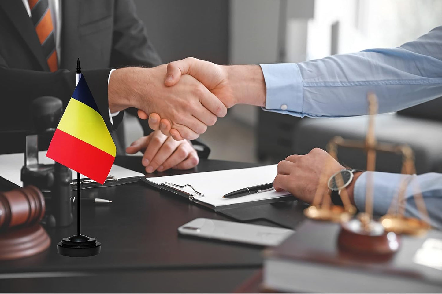 Romania Romanian Deluxe Desk Flag Set Small Mini Miniature Romania Romanian Table Desktop Flags With Solid Pole, Black Base and Spear Top(2 Pack)