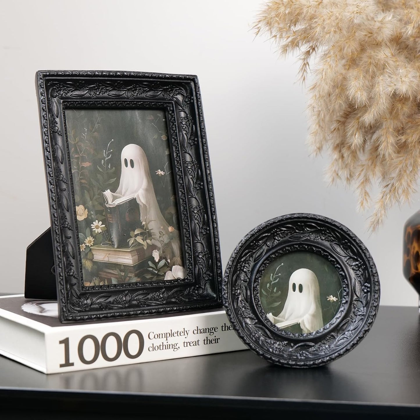 Cuspin Black Picture Frame Set of 2 Vintage Baroque Frames, Ornate Resin Photo Frame with 4x6 Picture Frame and 3x3 Round Frame, Antique Decorative Design for Tabletop Display or Wall Hanging