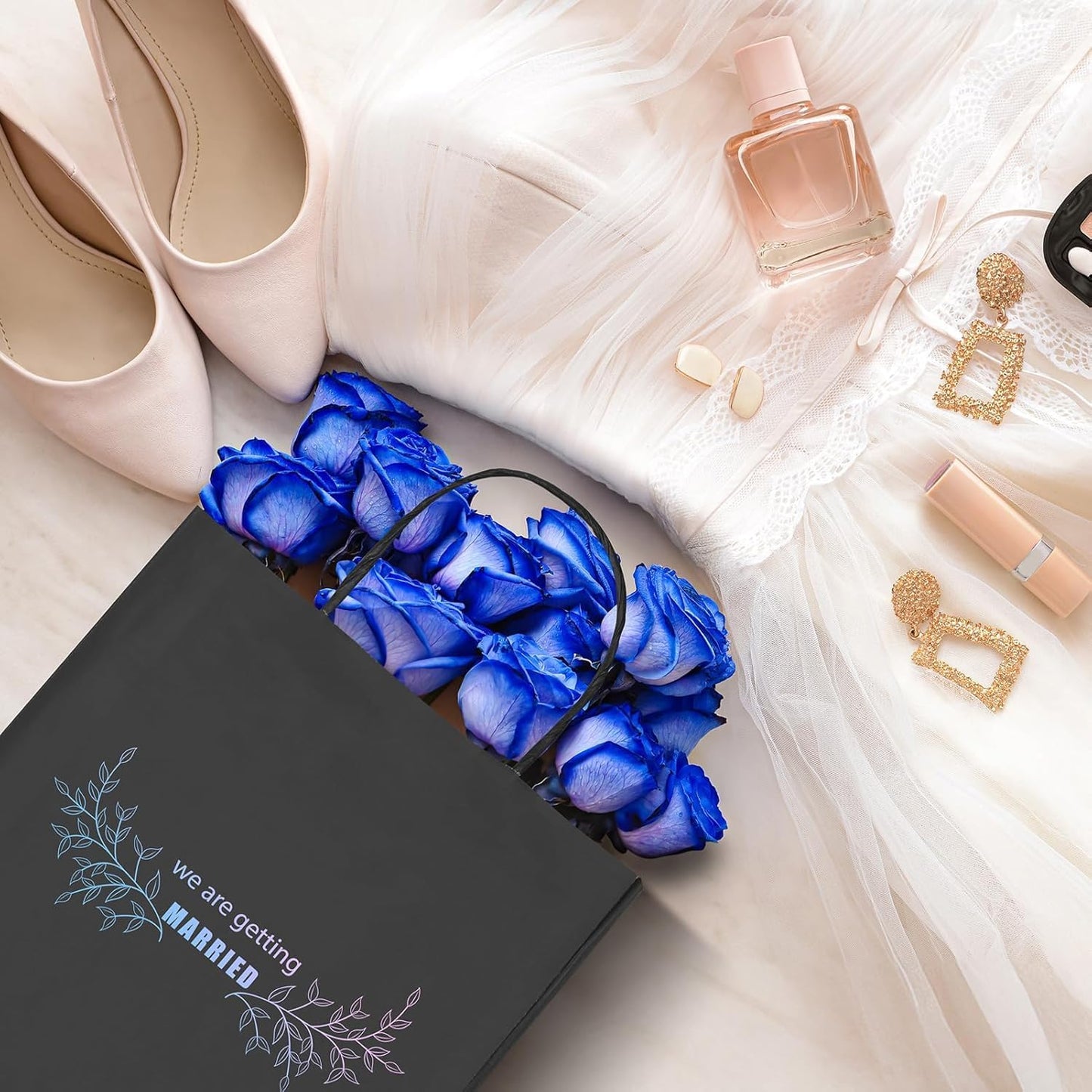 METRONIC Kraft Paper Gift Bags with Handles 8x4.75x10.5 Inch 600 Pcs | Christmas, Birthday Party Favors, Retail Shopping, Small Business Bulk | Black Gift Wrap Bag