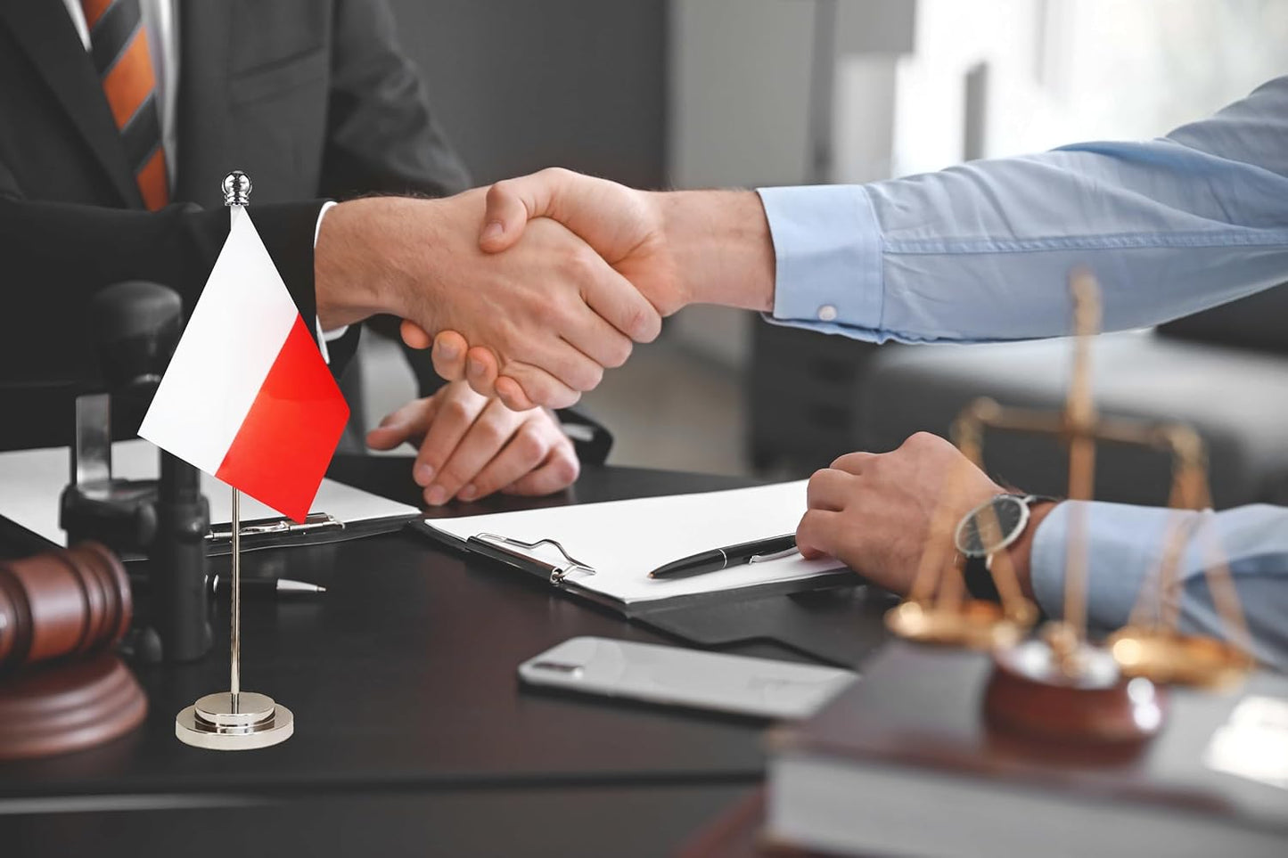 Poland Polish Deluxe Desk Flag Set Small Mini Miniature Poland Polish Table Desktop Flags,Festival Events Celebration,Office Decoration-2 Pack