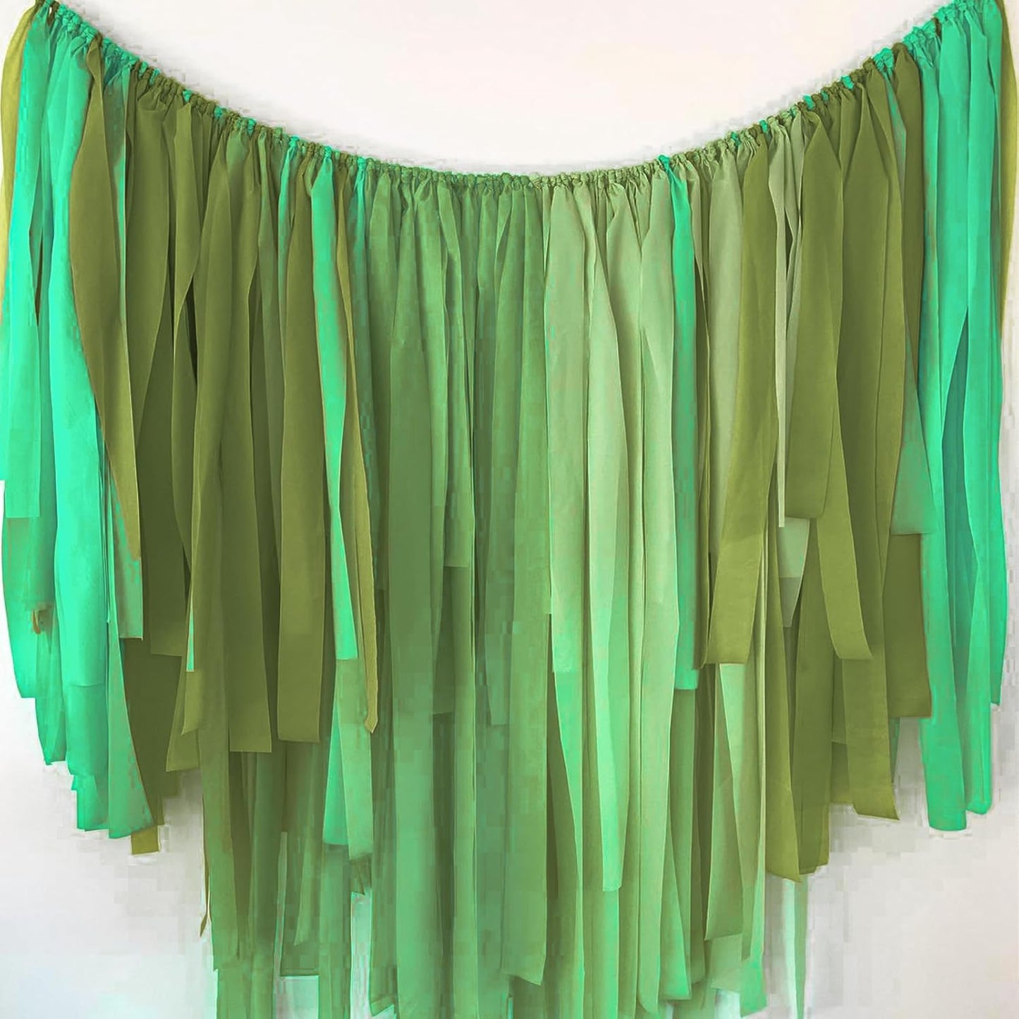 PartyWoo Crepe Paper Streamers 4 Rolls 328ft, Pack of Crepe Paper Kiwi Green Party Streamers, Crepe Paper for Birthday Decorations, Party Decorations, Baby Shower Decorations (1.8 in x 82 Ft/Roll)