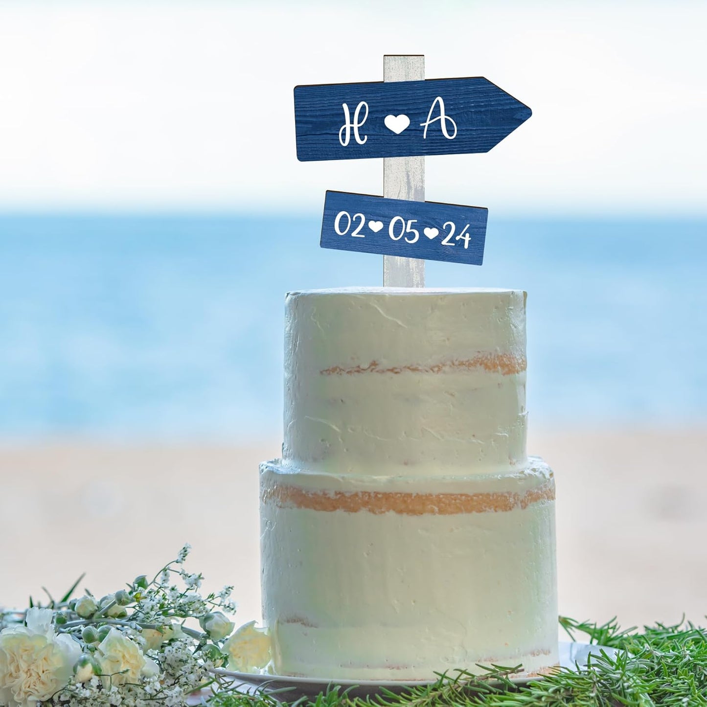 Personalized Ocean Themed Wedding Cake Topper in Wood Custom Bride & Groom Names Initials Wedding Date Cake Decoration (Navy)