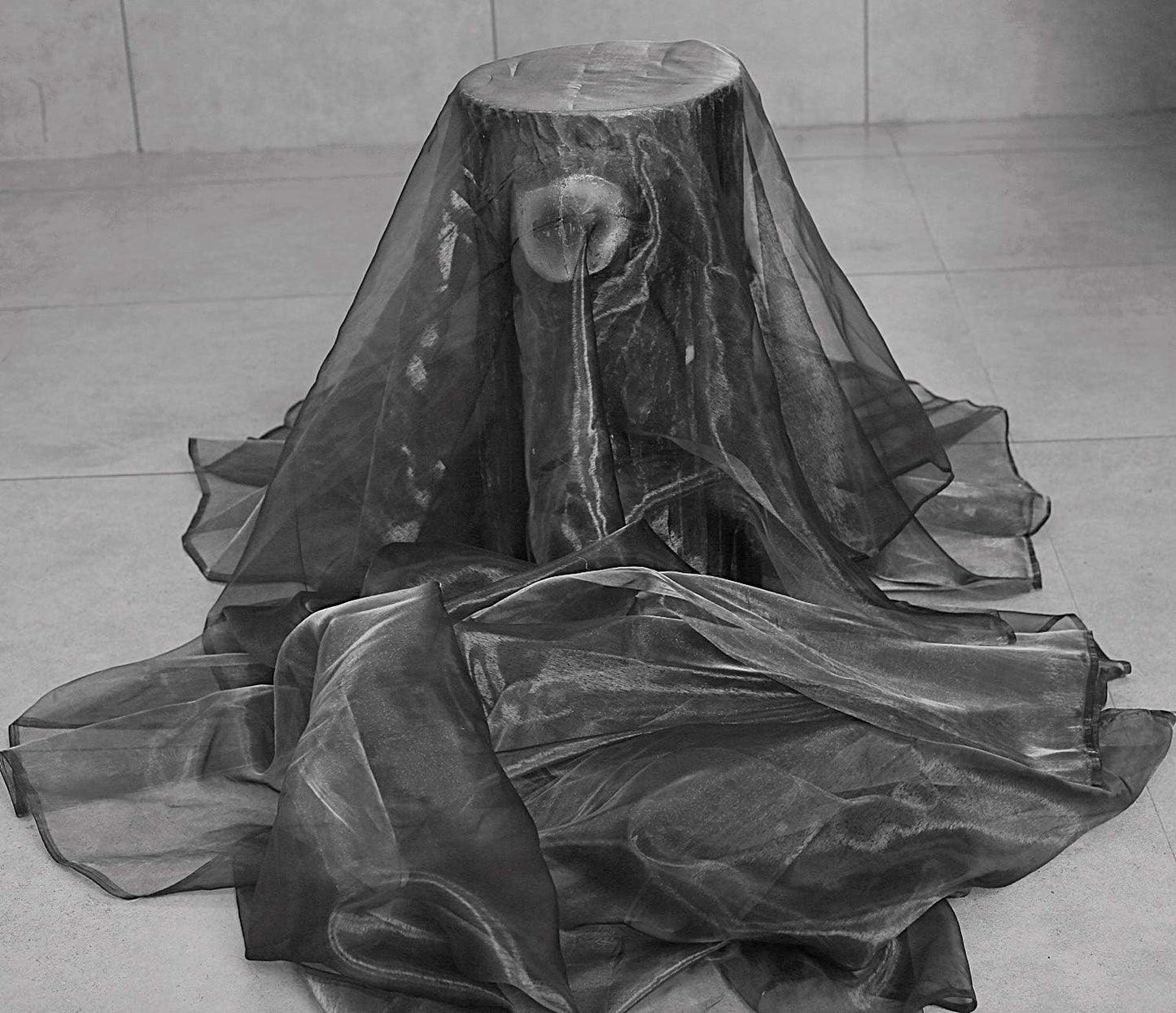 VDS Silver Gray Organza Fabric, 75 Yards Continuous, 45” Wide, Wedding Party Decoration Iridescent Crystal Sheer Shiny Organza Tulle Bridal Dress DIY Crafts Costume Sewing Backdrop Arch Cloth