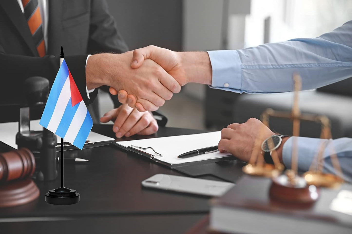 Cuba Cuban Deluxe Desk Flag Set, Small Mini Miniature Cuba Cuban Table Desktop Flags With Solid Pole, Black Base and Spear Top(2 Pack)