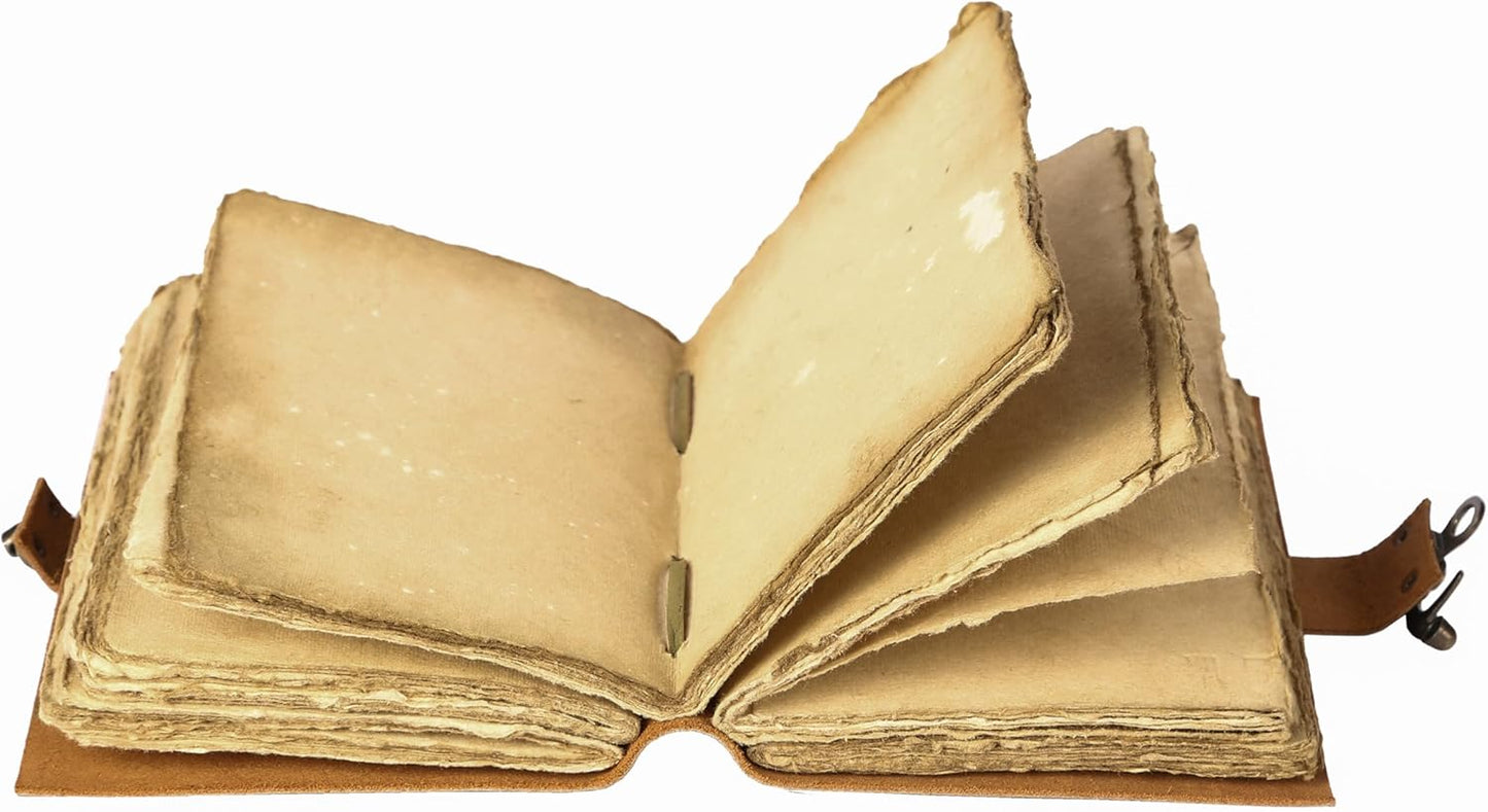 Vintage Leather Journal Handmade Buffalo Non-Refillable Deckle Edge Paper – Leather Bound Journal for Women Men Vintage C-Lock Closure Ideal for Writing & Travel for Artists (Green)