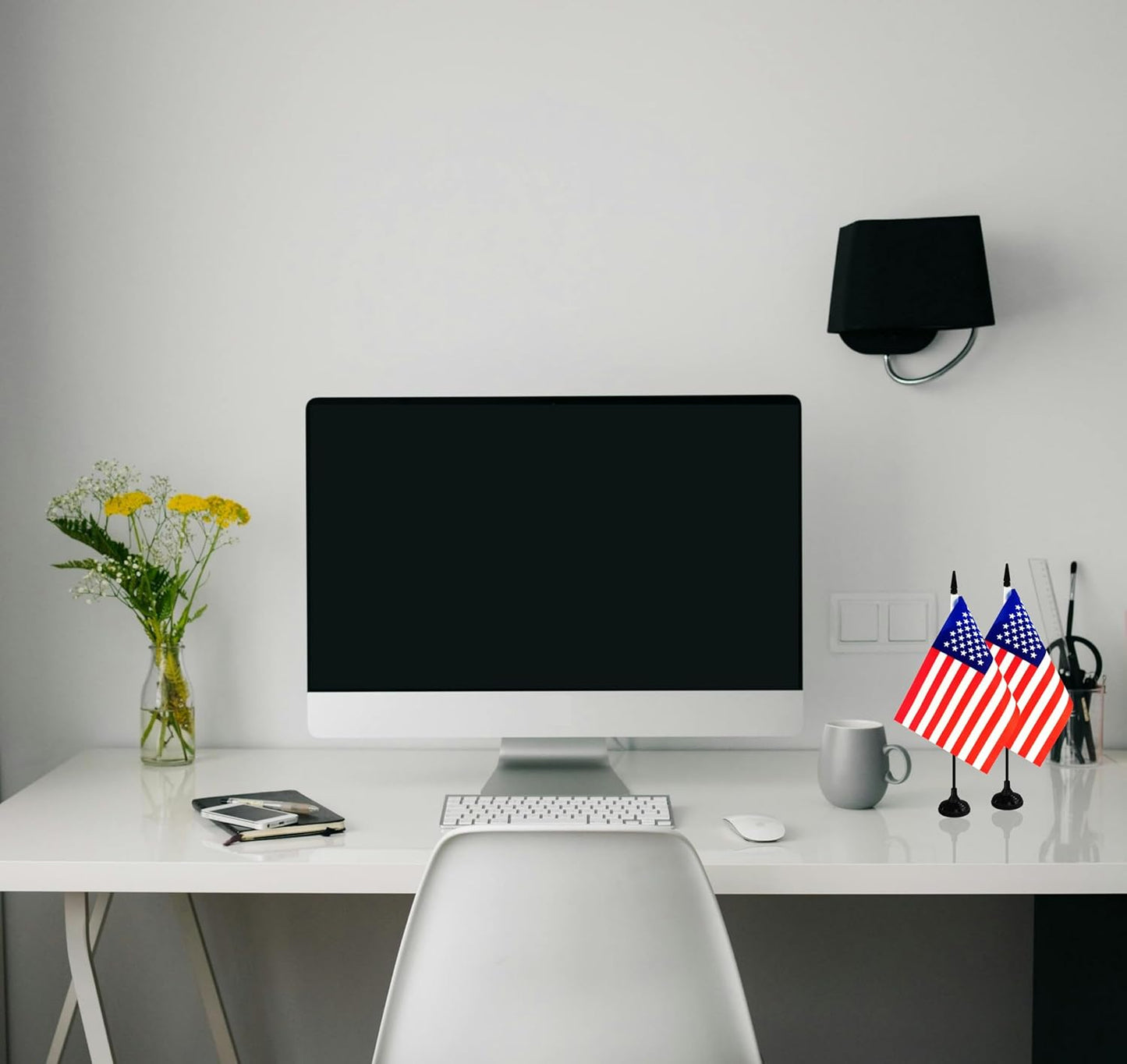 America USA Desk Flag, 12 Pack American Table Office Flag with Black Solid Pole and Stand Base, International Country Flag, 4th of July, Classroom Meeting Desktop Decor (USA)