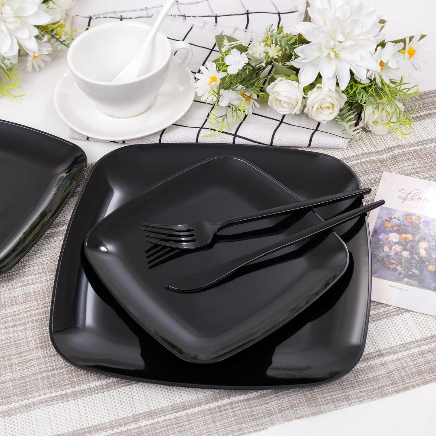 PULOTE 60PCS Black Square Plastic Plates Disposable - Include 30 Dinner and 30 Dessert Plates,Ideal for Party&Halloween