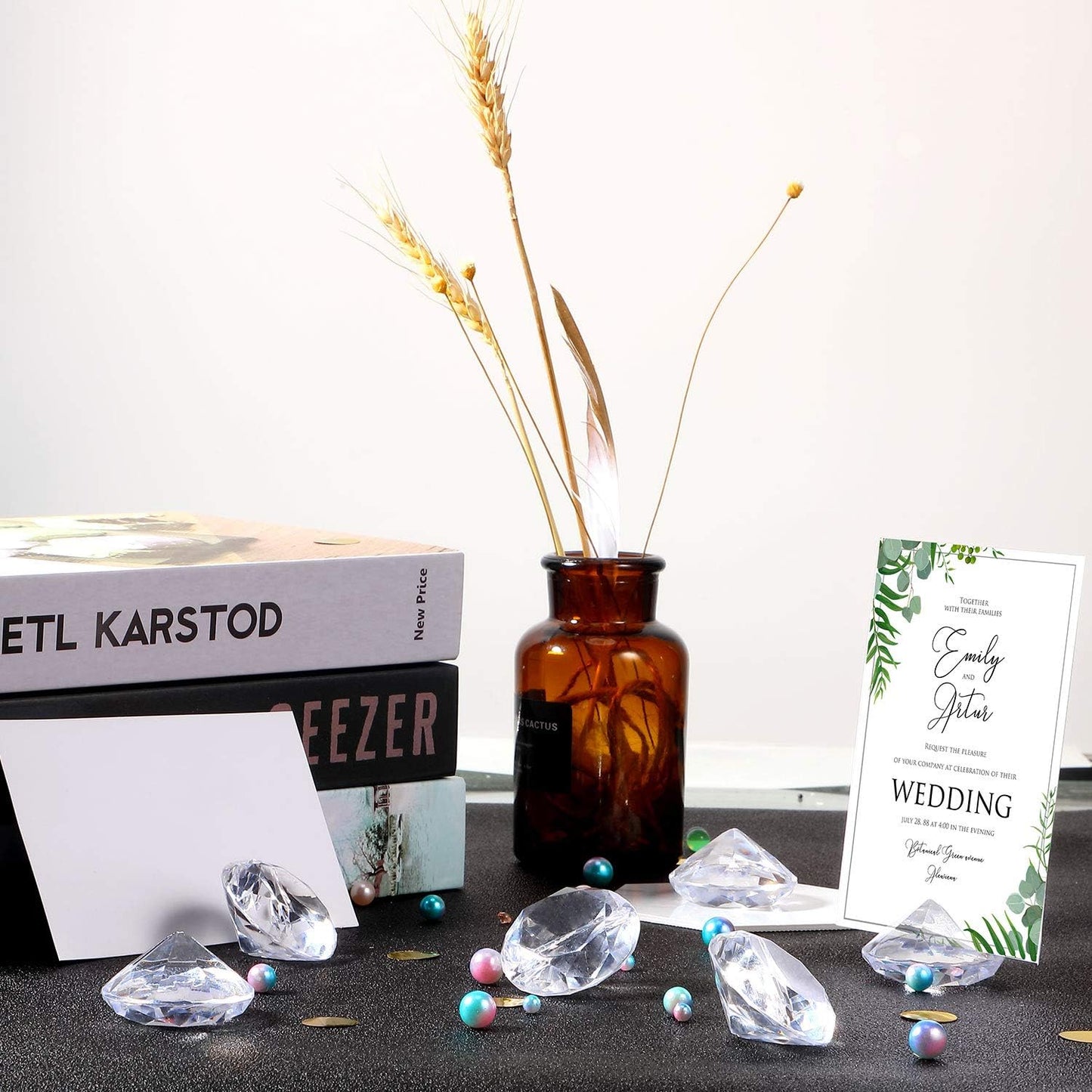 Boao 24 Pack Diamond Place Card Holders Acrylic Table Number Holder Card Stands Crystal Diamond Party Decorations Favor for Weddings Home Table(Clear)