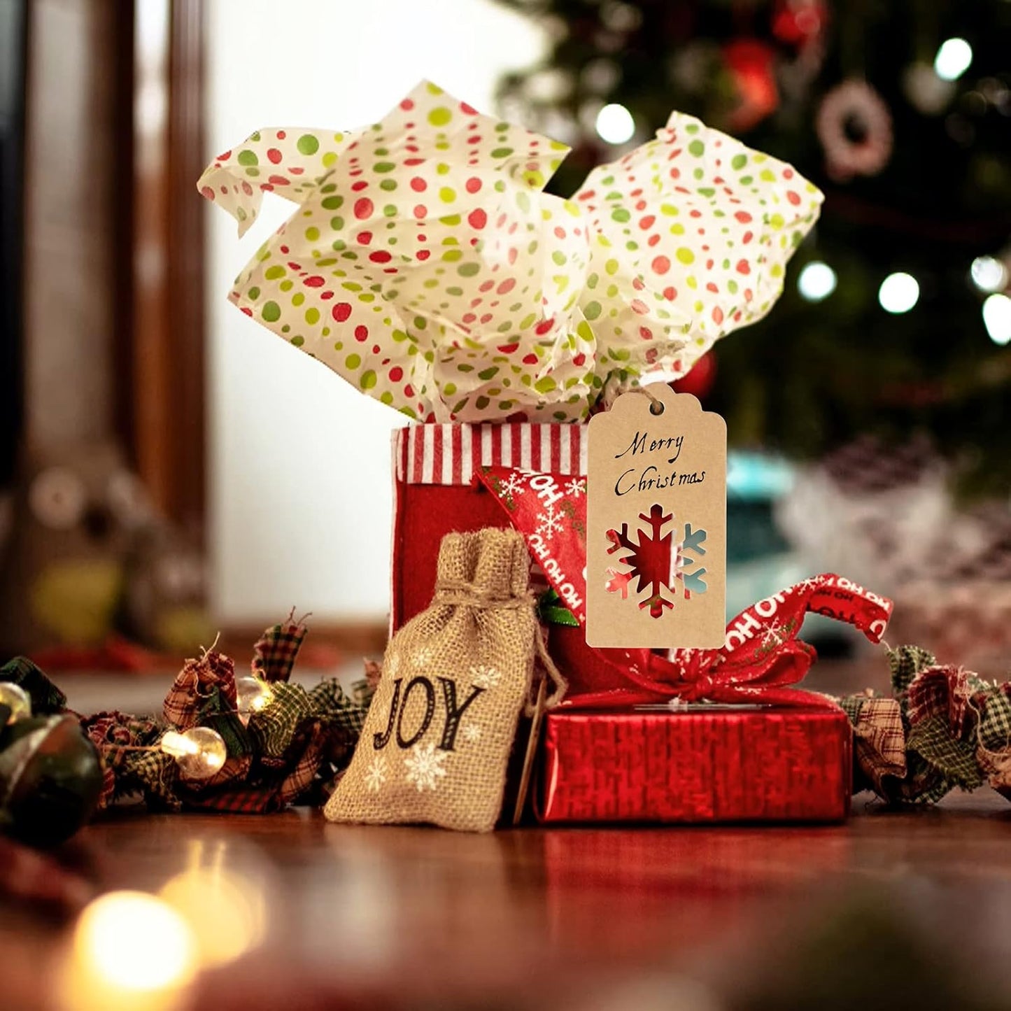 jijAcraft Christmas Gift Tags - 100Pcs Christmas Tags with String, Blank Xmas Name Labels, Kraft Paper Hollow Trees, Rudolph, Snowflake Shapes Holiday Labels for Xmas Party Favors, DIY Crafts, Jar
