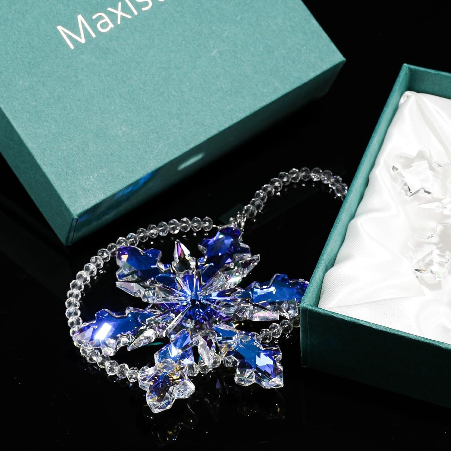 2024 Annual Edition Crystal Snowflake Ornament Christmas Ornament Home Decor Gift (Multicolour)