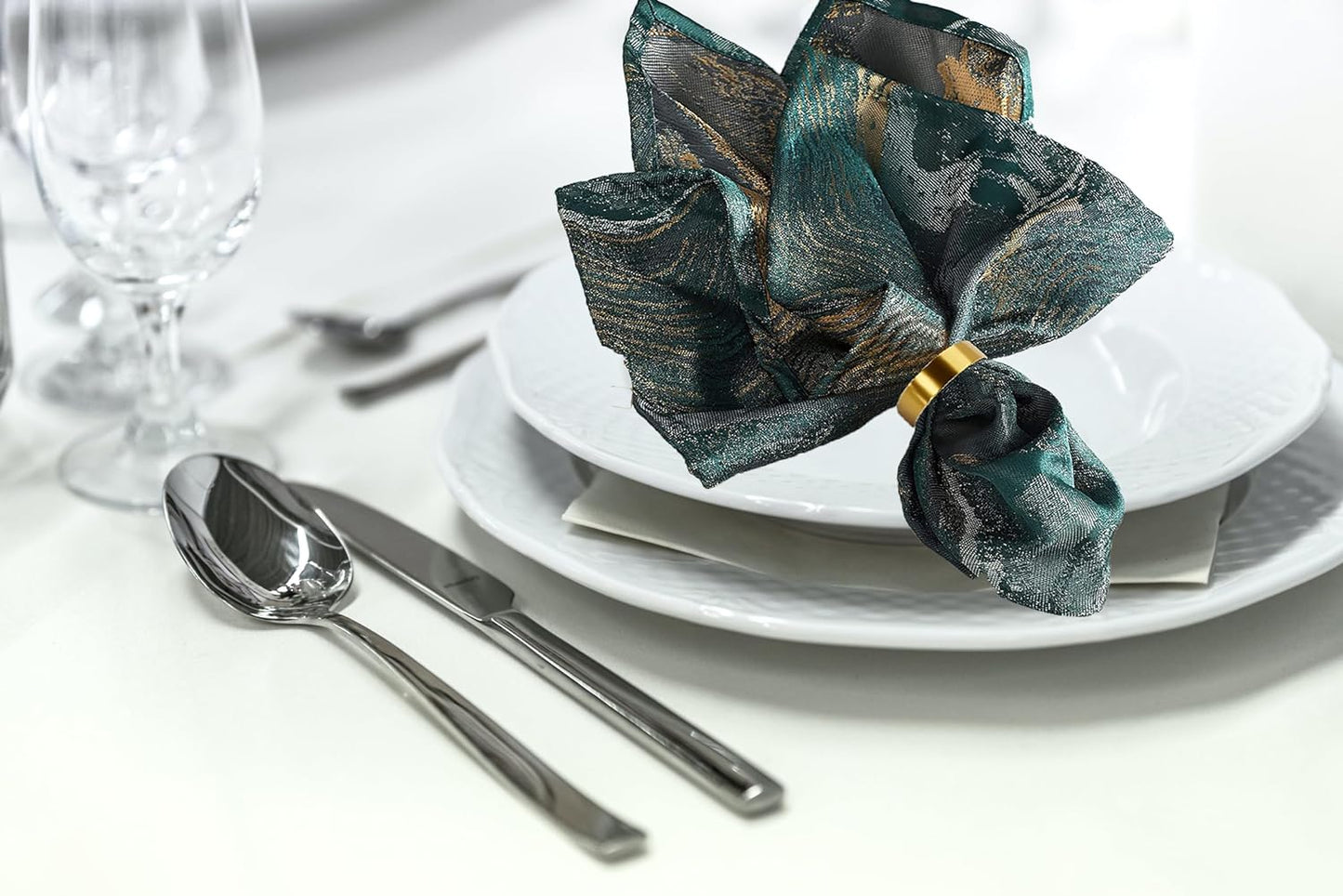 Gold Napkin Rings-10 Pcs Stainless Steel Napkin Rings,Metal Napkin Ring for Table Settings Wedding Christmas Party Dinner Table