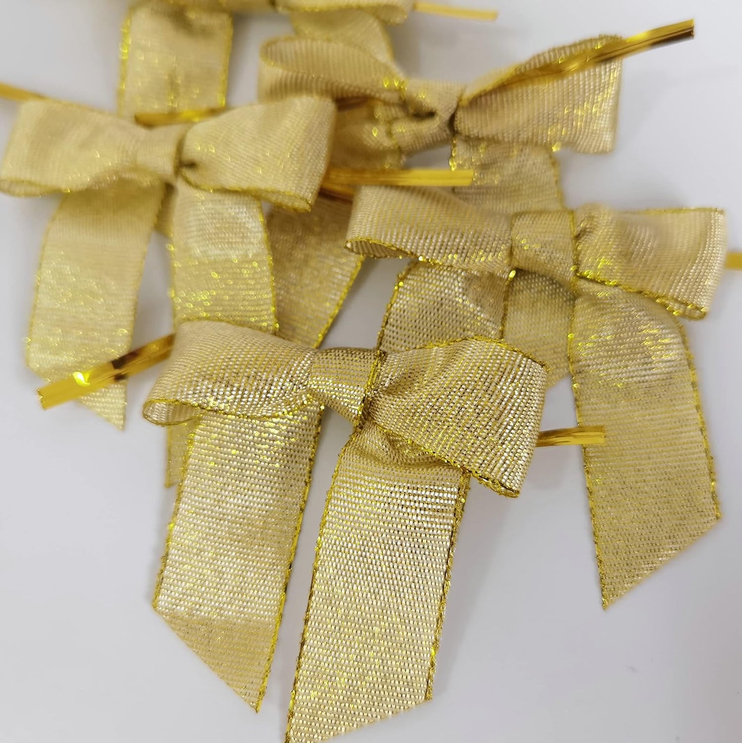 50pcs 2-1/2" Metallic Gold Bows for Crafts Pretaied Christmas Bows for Decoration with Twist Ties Hot Cut Tails(W.Gold)
