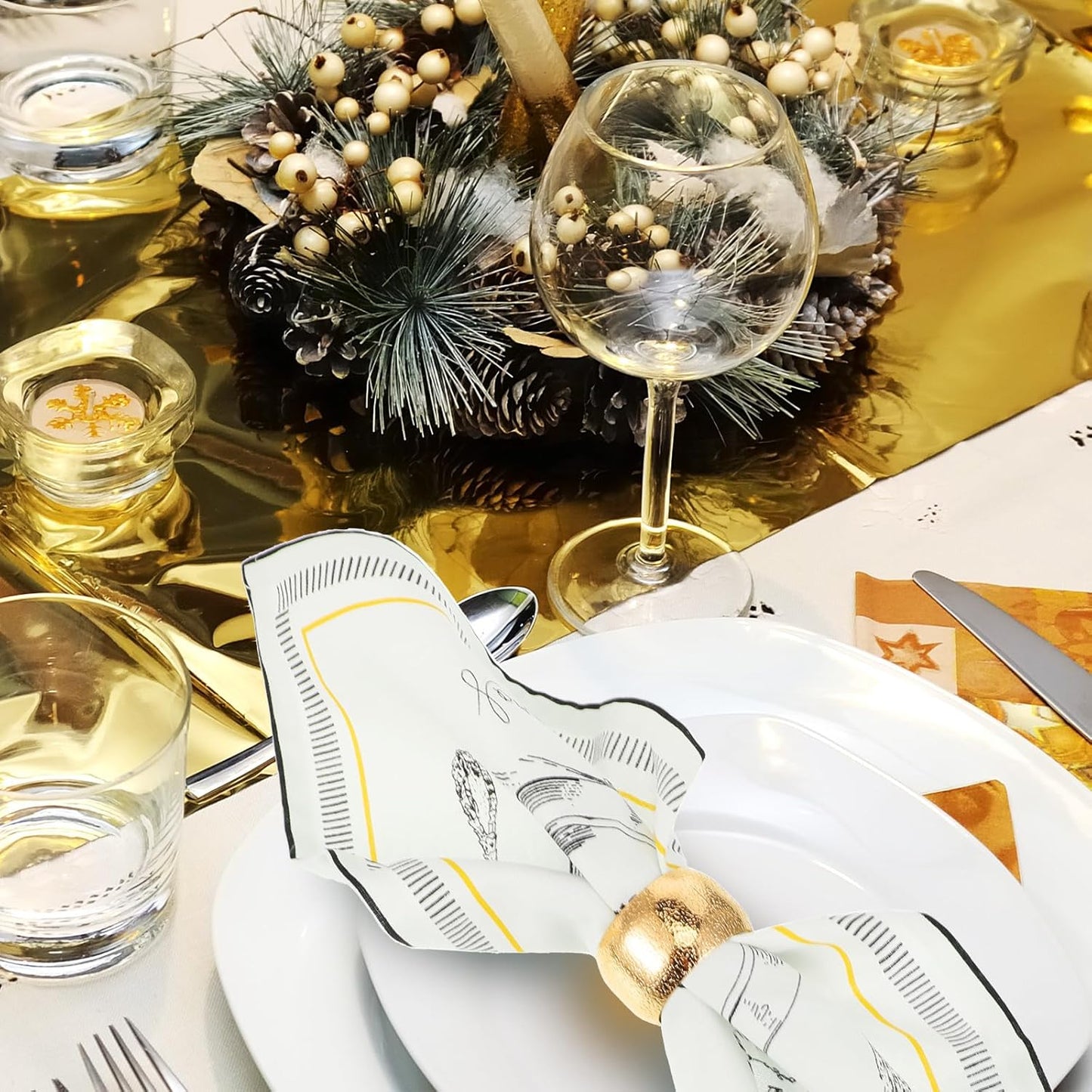 Lallisa Gold Napkin Rings Metal Napkin Ring Holders for Cloth Table Decorations for Wedding Anniversary Birthday Dinners Party of Table Setting(36 Pcs,Classic)