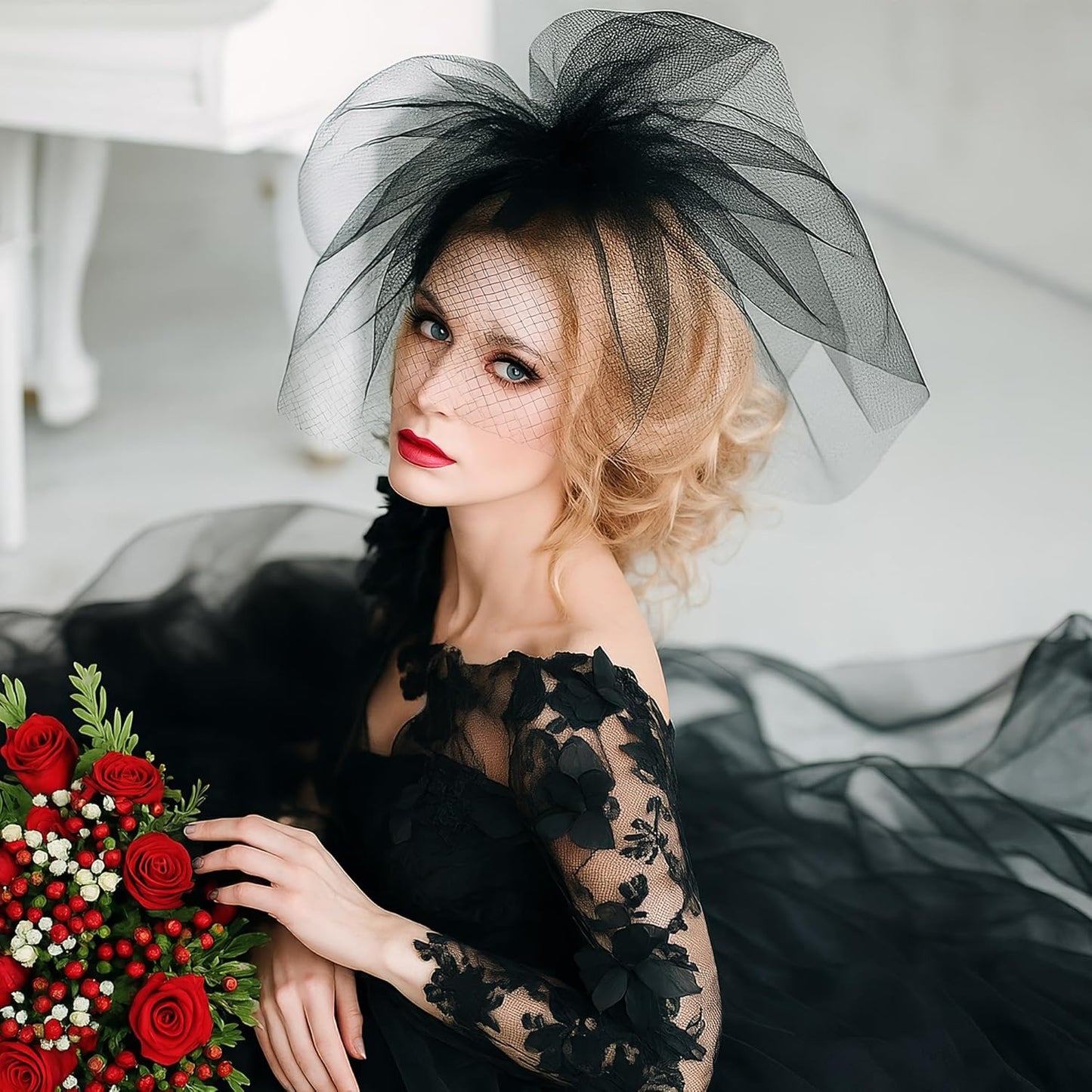 Ayliss Women Mesh Veils Black Bridal Birdcage Short Wedding Face Veil with Clip Tulle Gothic Bride Halloween Costume