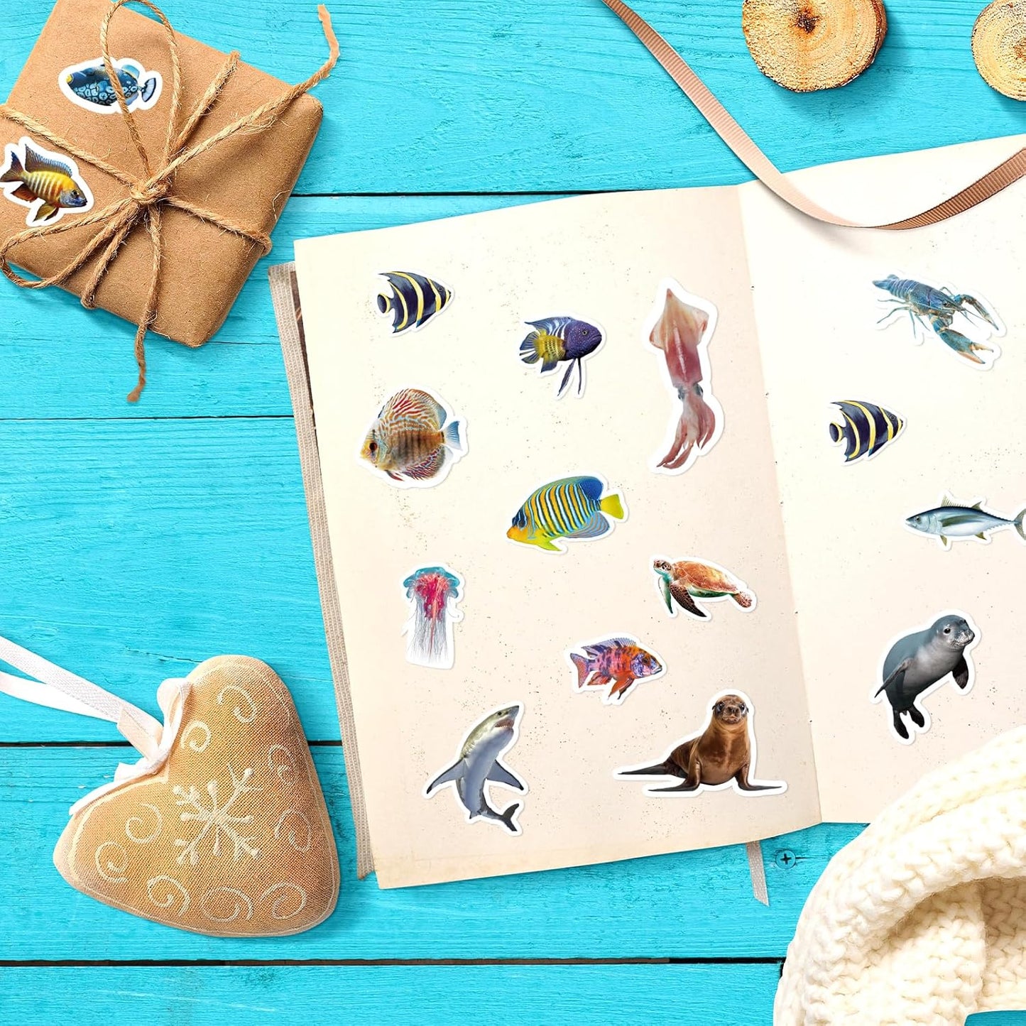 Ocean Animals Stickers 820 Count Sea Animal Fish Shark Stickers Party Favors Gifts Sticky Decor for Scrapbook Calendar Planner Gift Wrap Decor (Ocean)