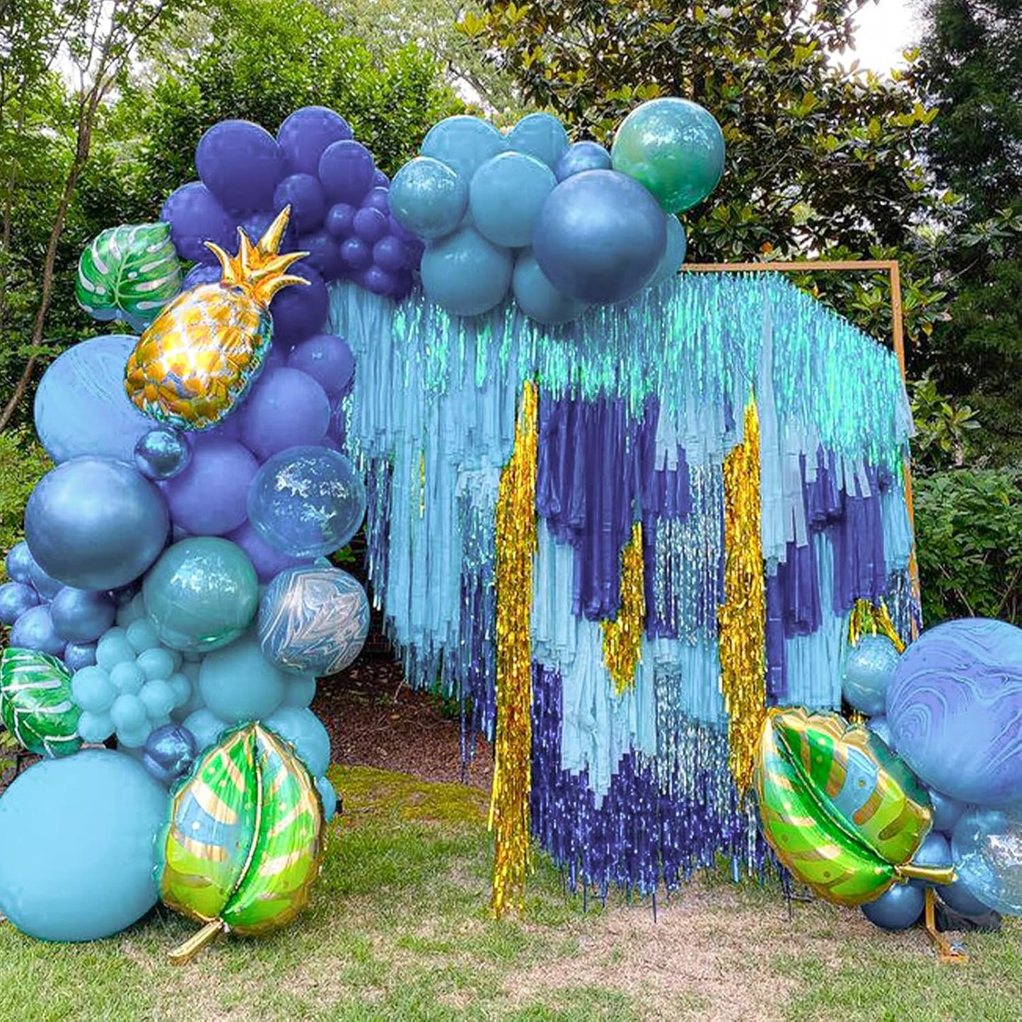 PartyWoo Crepe Paper Streamers 4 Rolls 328ft, Pack of Crepe Paper Navy Streamers Party Decorations, Crepe Paper for Birthday Decorations, Party Decorations, Wedding Decorations (1.8 in x 82 Ft/Roll)